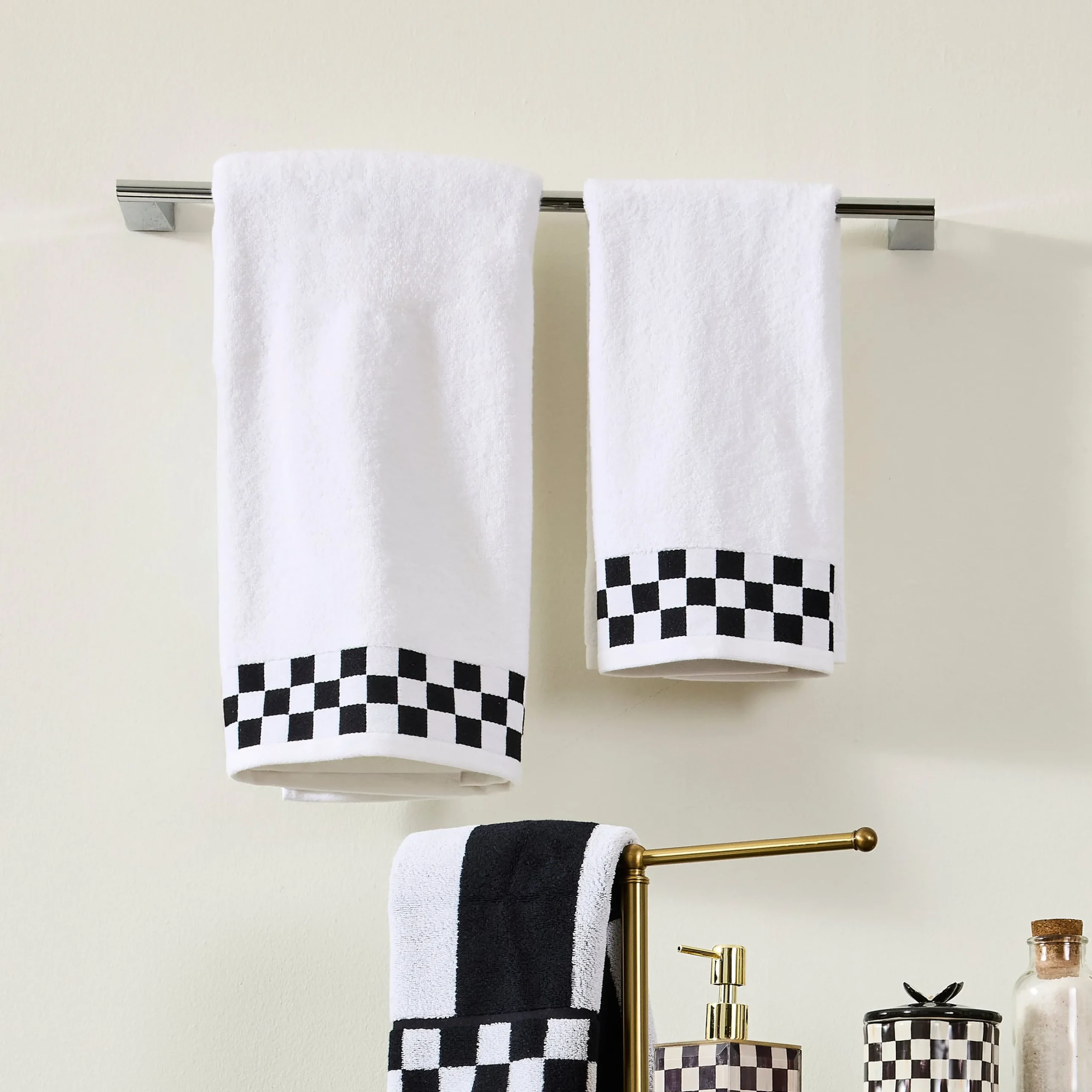 Bath Towel with Black Check Border