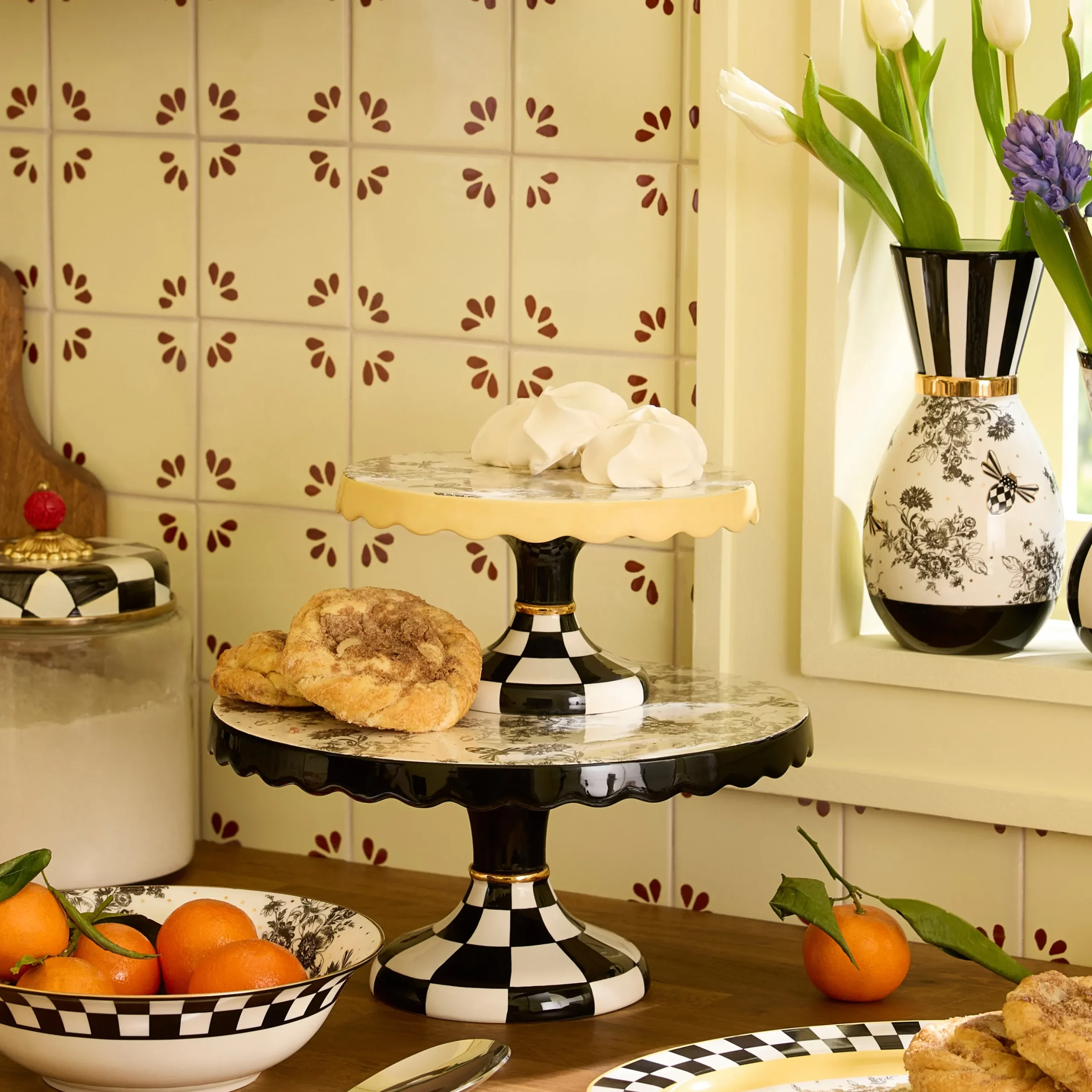 Bee Toile Small Pedestal Platter