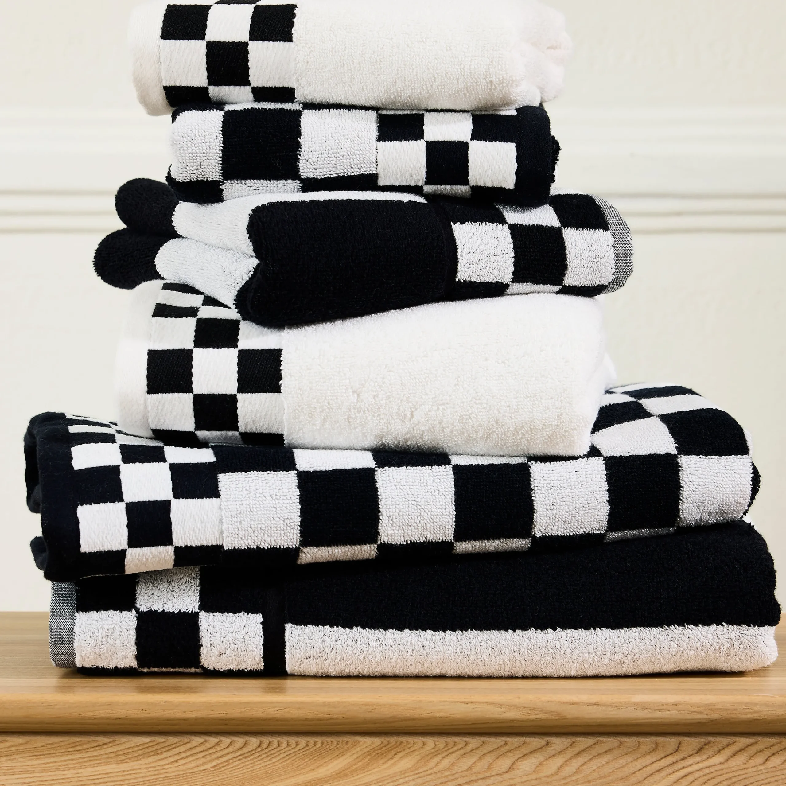 Black Check Bath Towel