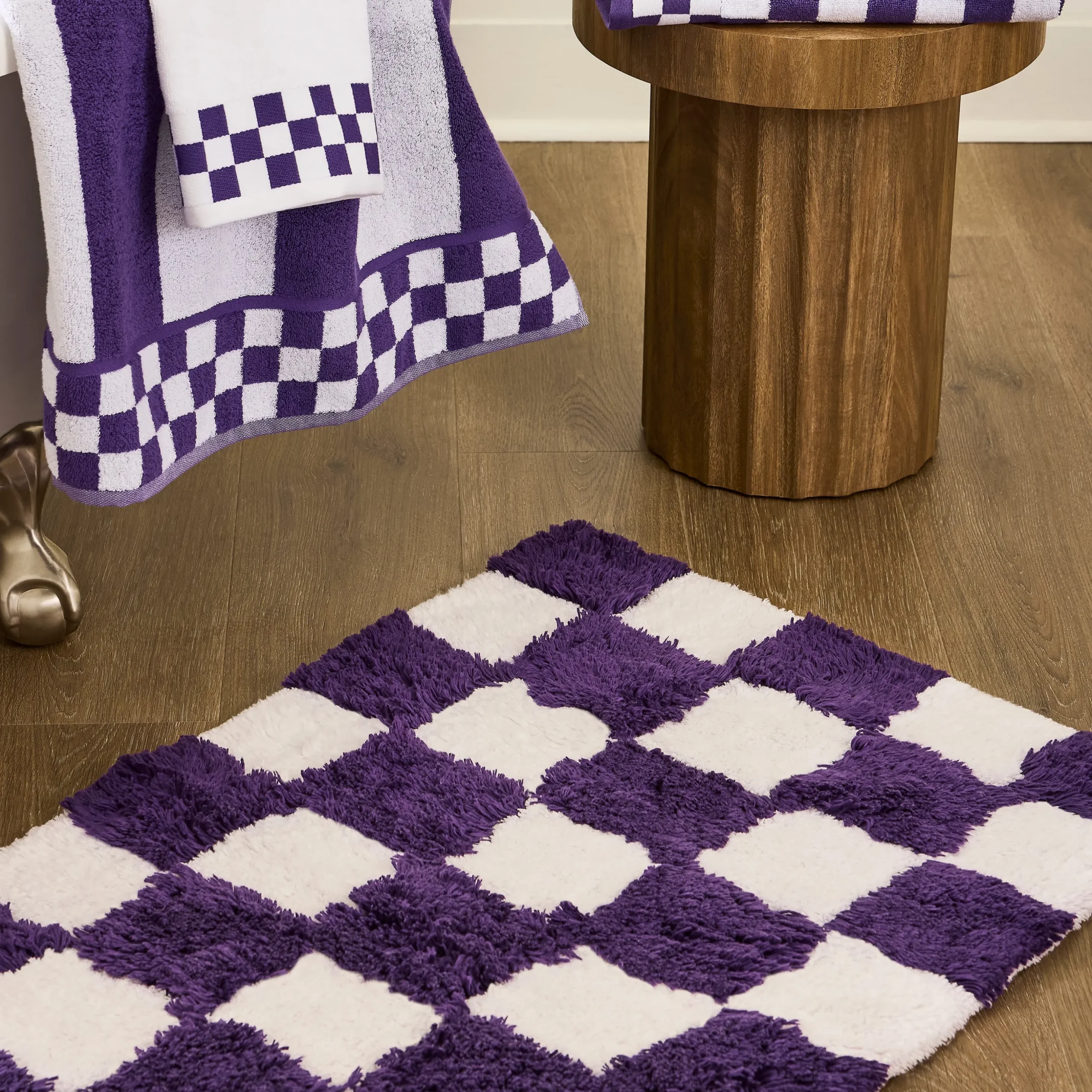 Checkerboard Violet Bath Rug