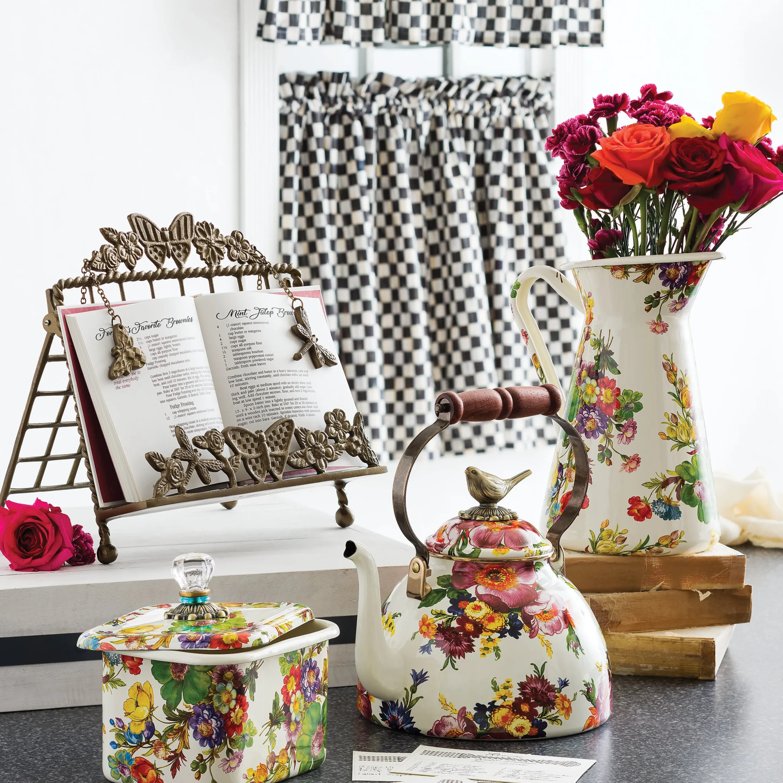 Courtly Check Cafe Valance