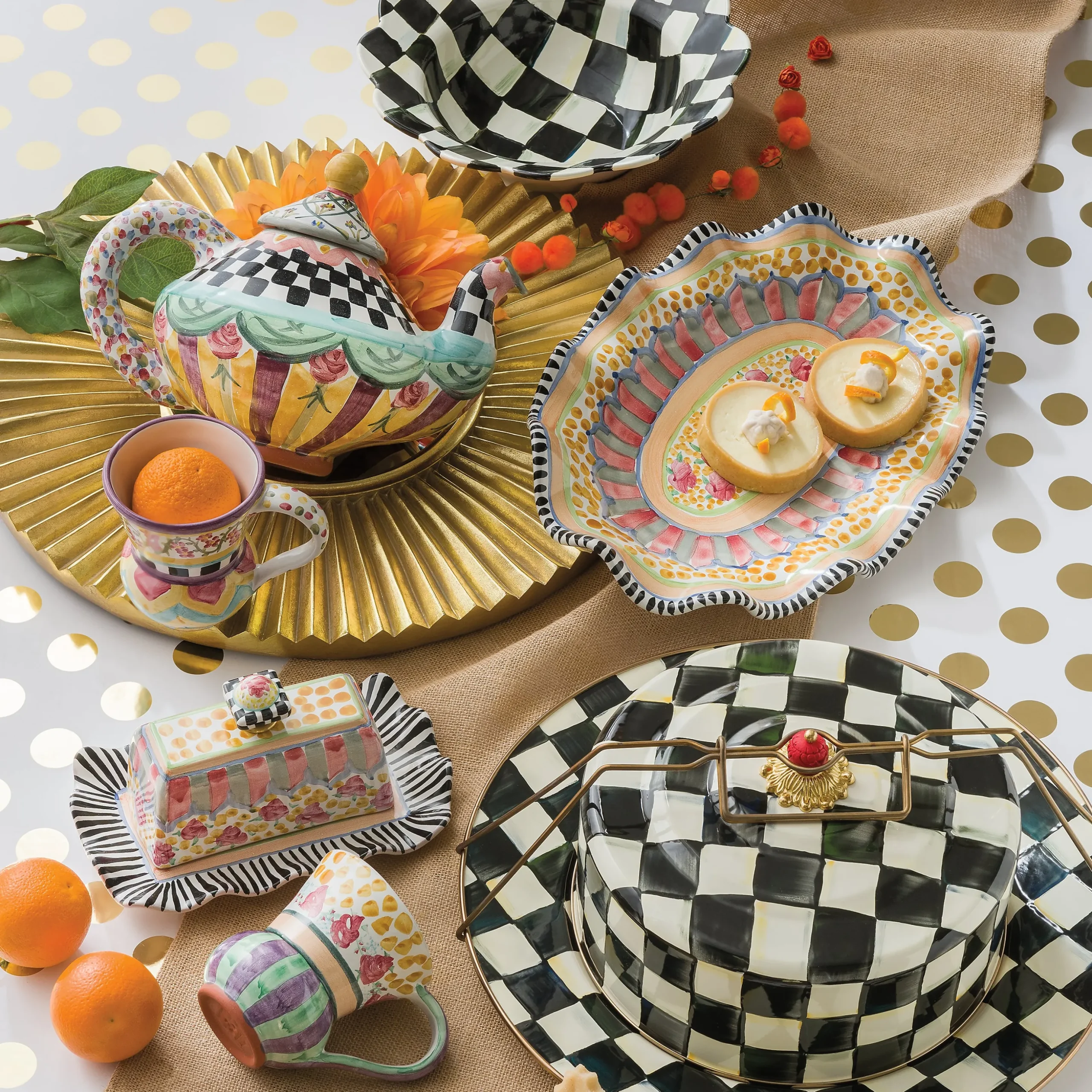 Courtly Check Cake Carrier