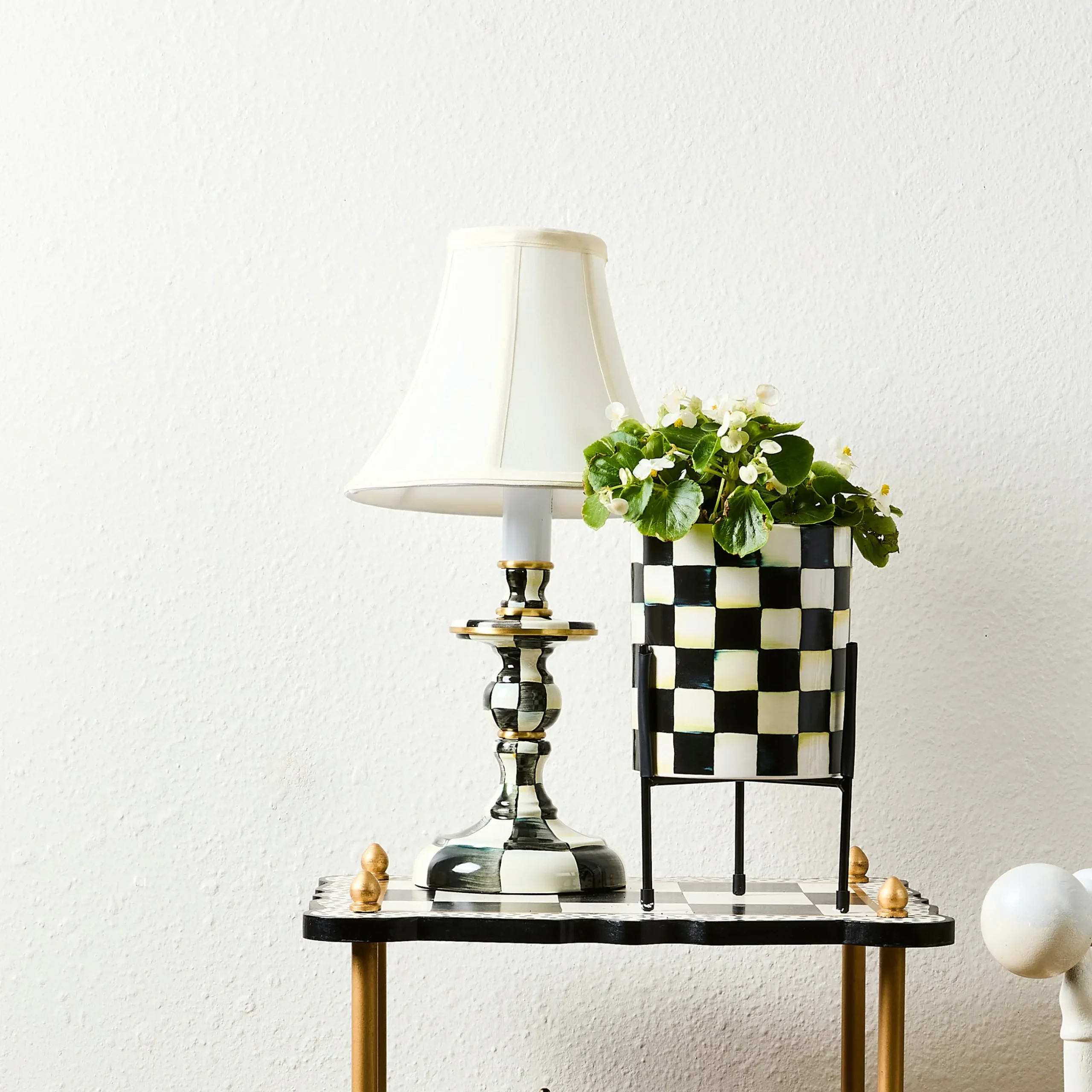 Courtly Check Candlestick Lamp