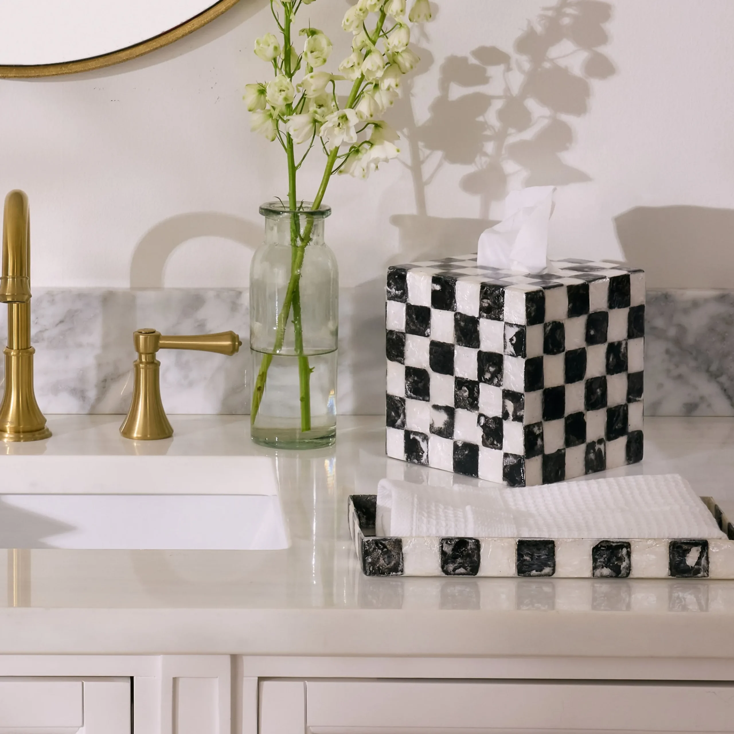 Courtly Check Capiz Boutique Tissue Box Cover
