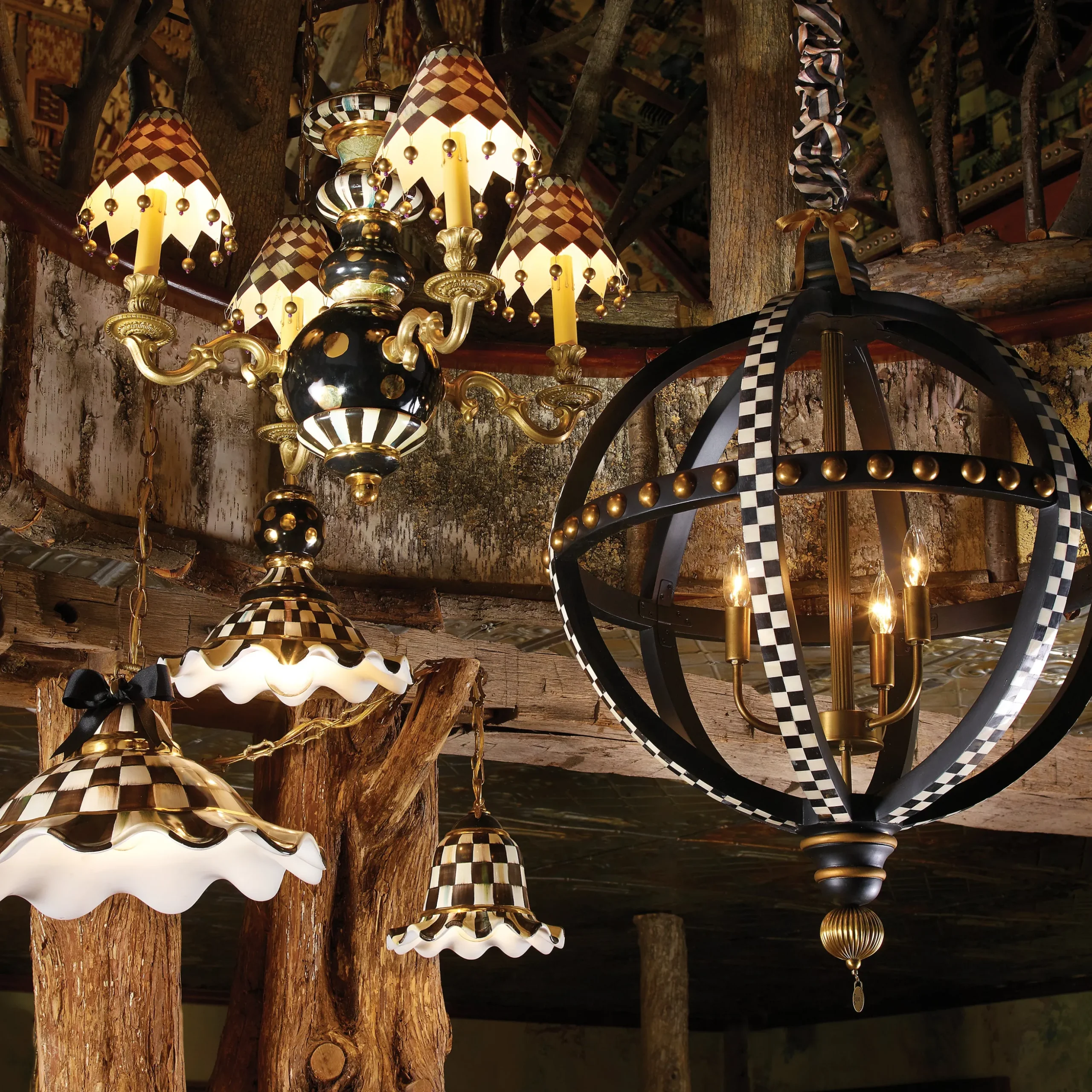 Courtly Check Ceramic Fluted Hanging Lamp
