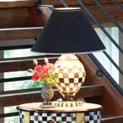 Courtly Check Ceramic Globe Lamp