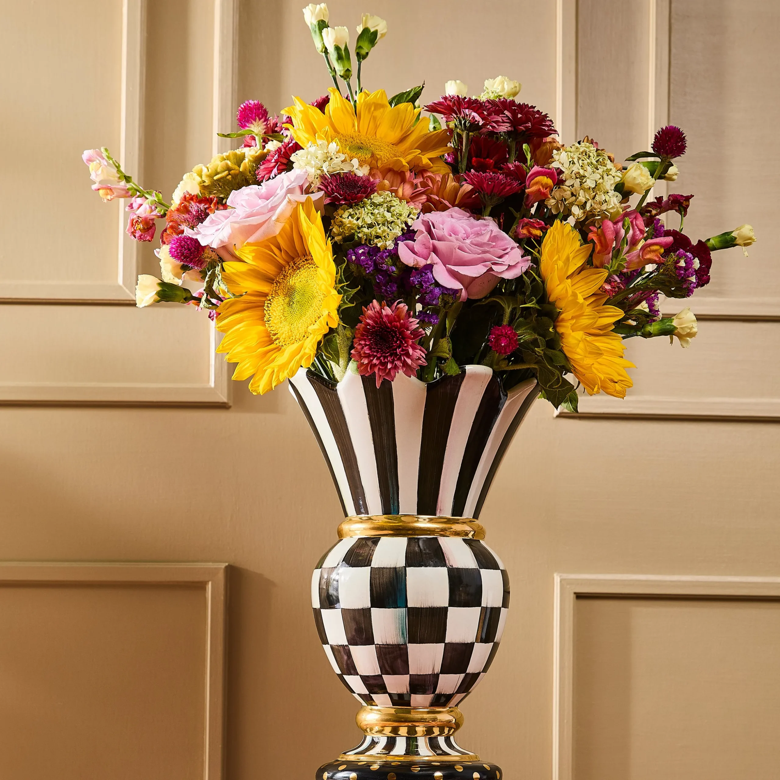 Courtly Check Ceramic Great Vase