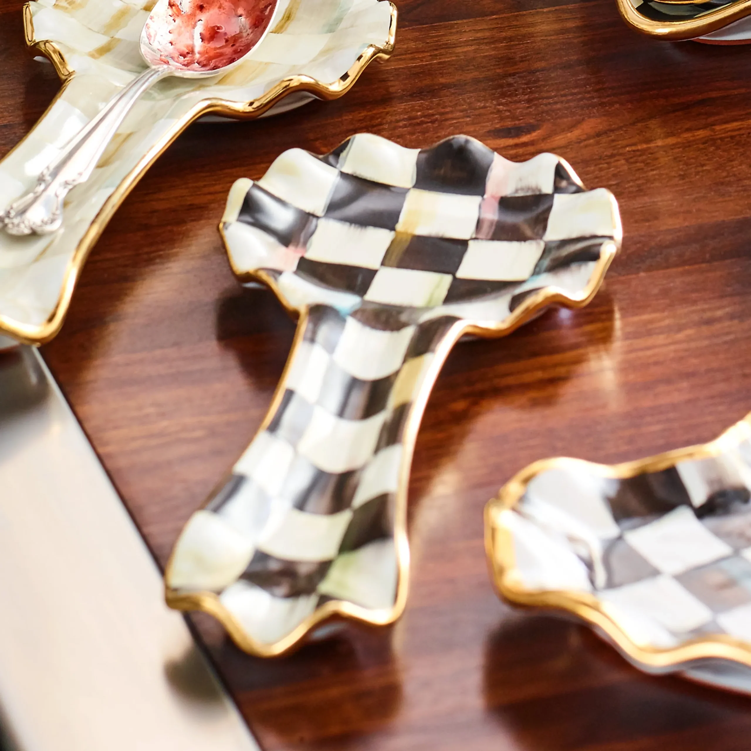 Courtly Check Ceramic Spoon Rest