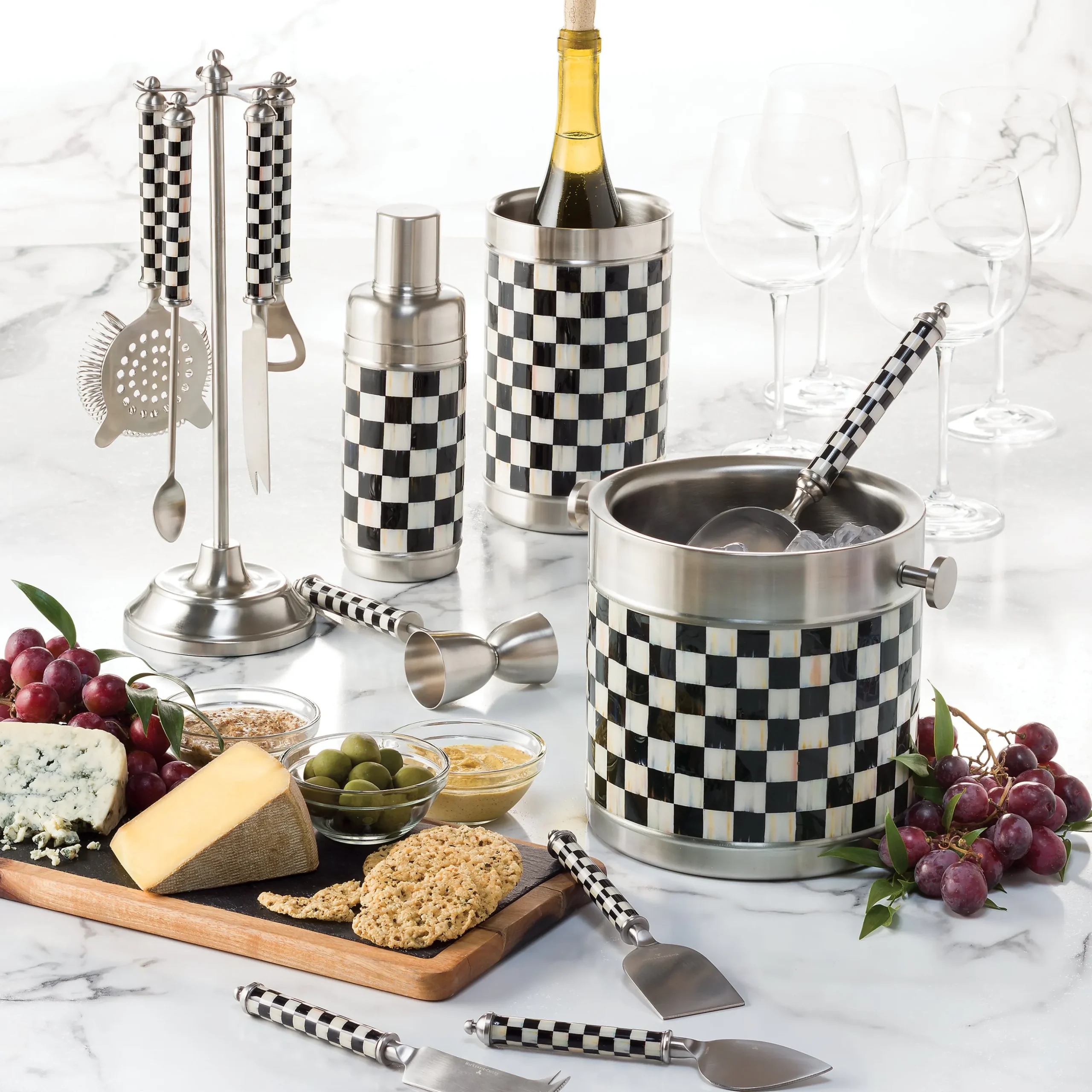 Courtly Check 3260 Cocktail Shaker