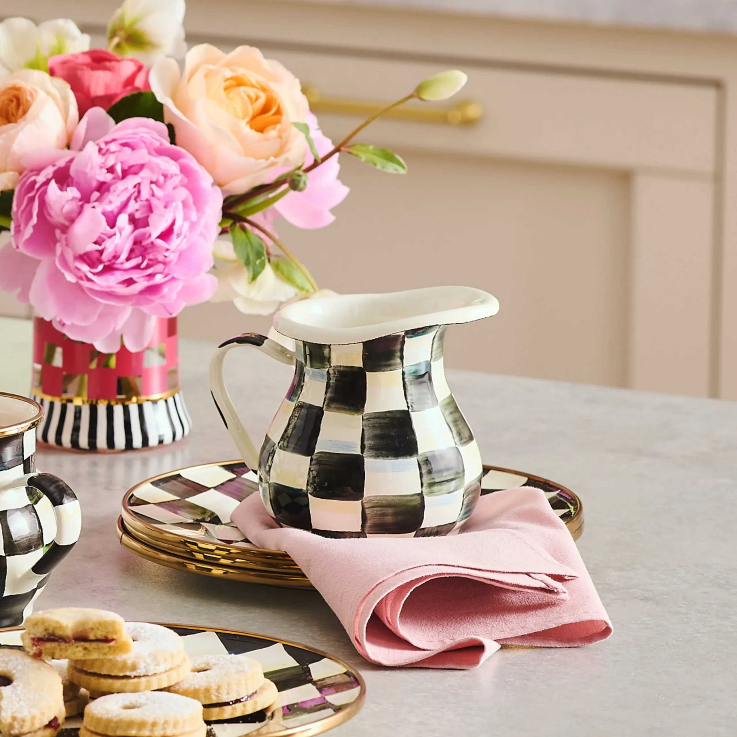 Courtly Check Creamer