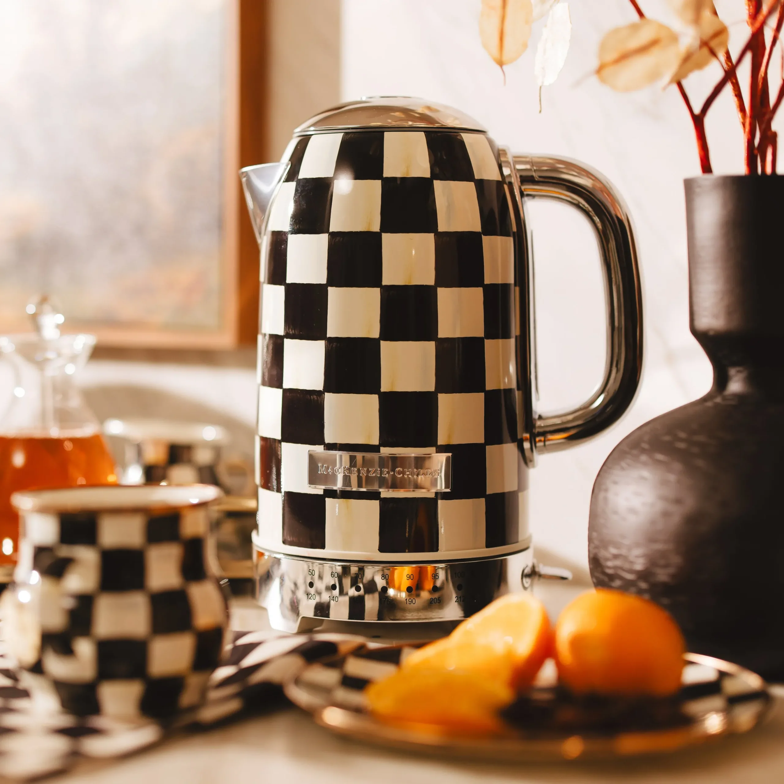 Courtly Check Electric Kettle