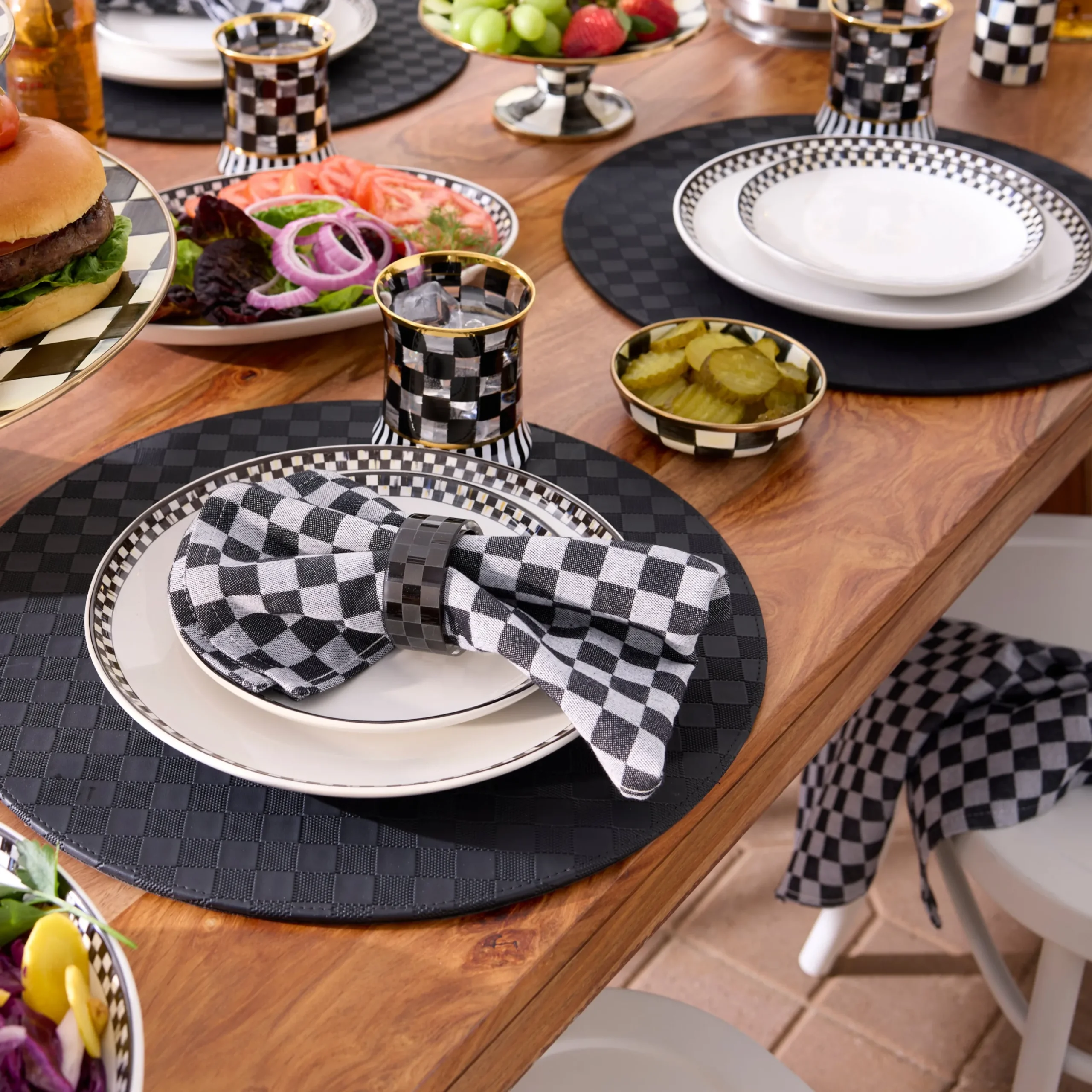 Courtly Check Everyday Dinner Plates, Set of 4