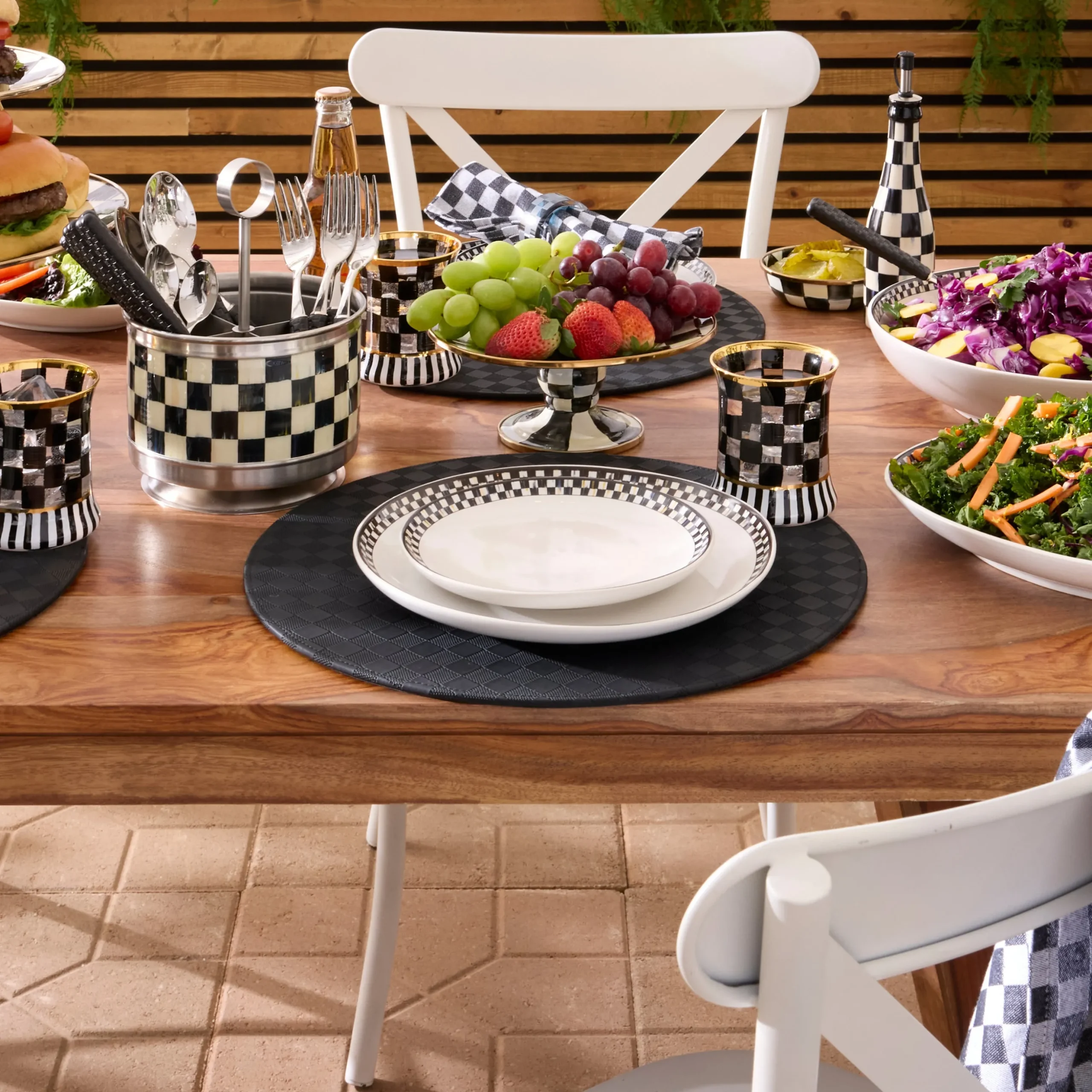 Courtly Check Everyday Lunch Plates, Set of 4