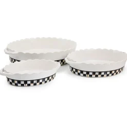 Courtly Check Everyday Medium Oval Baker