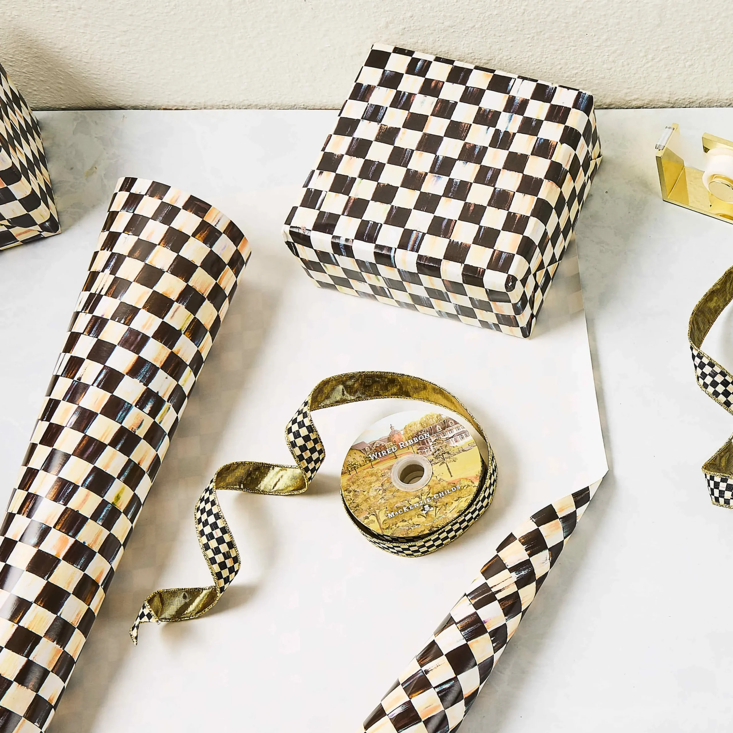 Courtly Check Gift Wrap, Set of 2