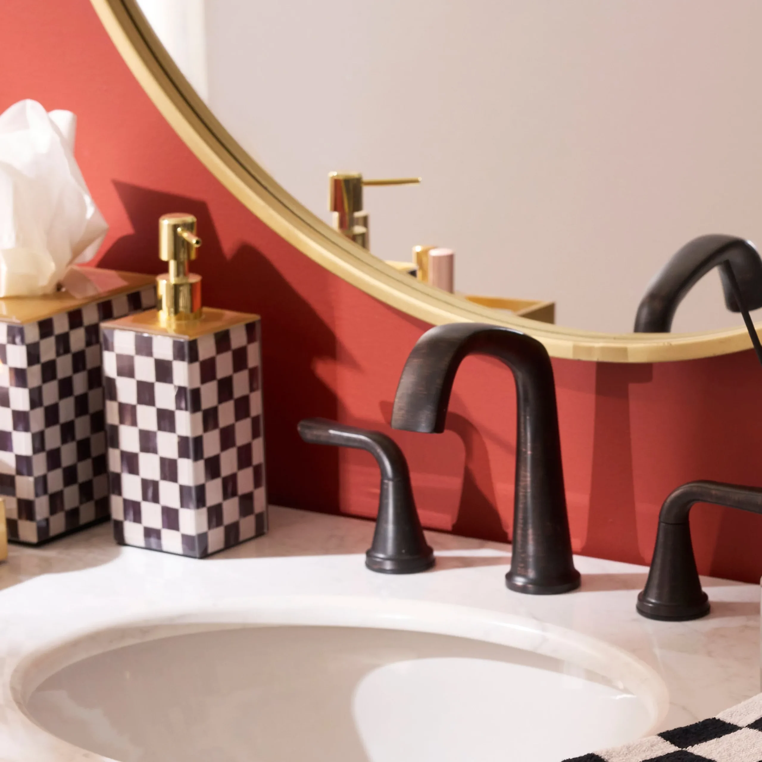 Courtly Check Glass Soap Pump