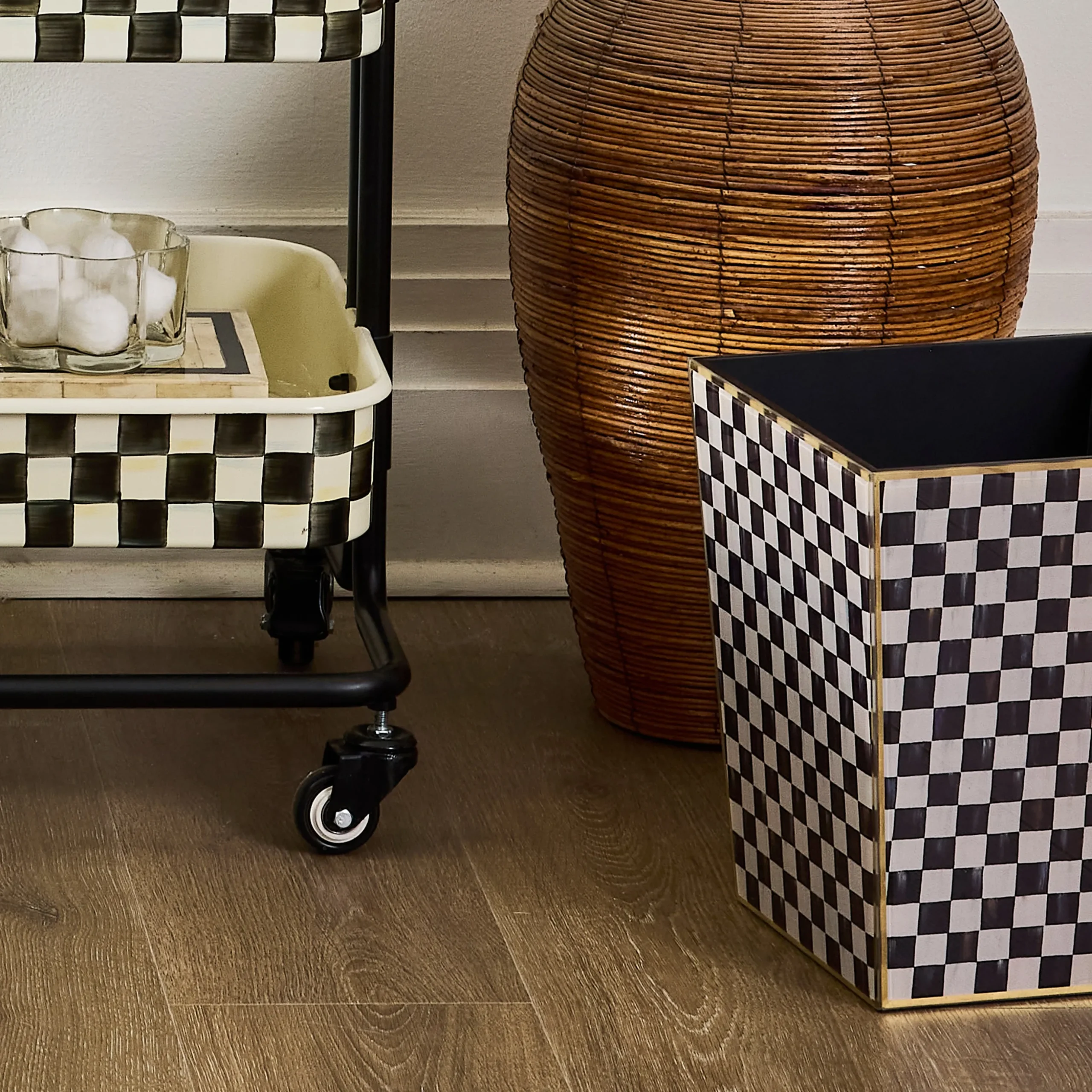 Courtly Check Glass Waste Bin