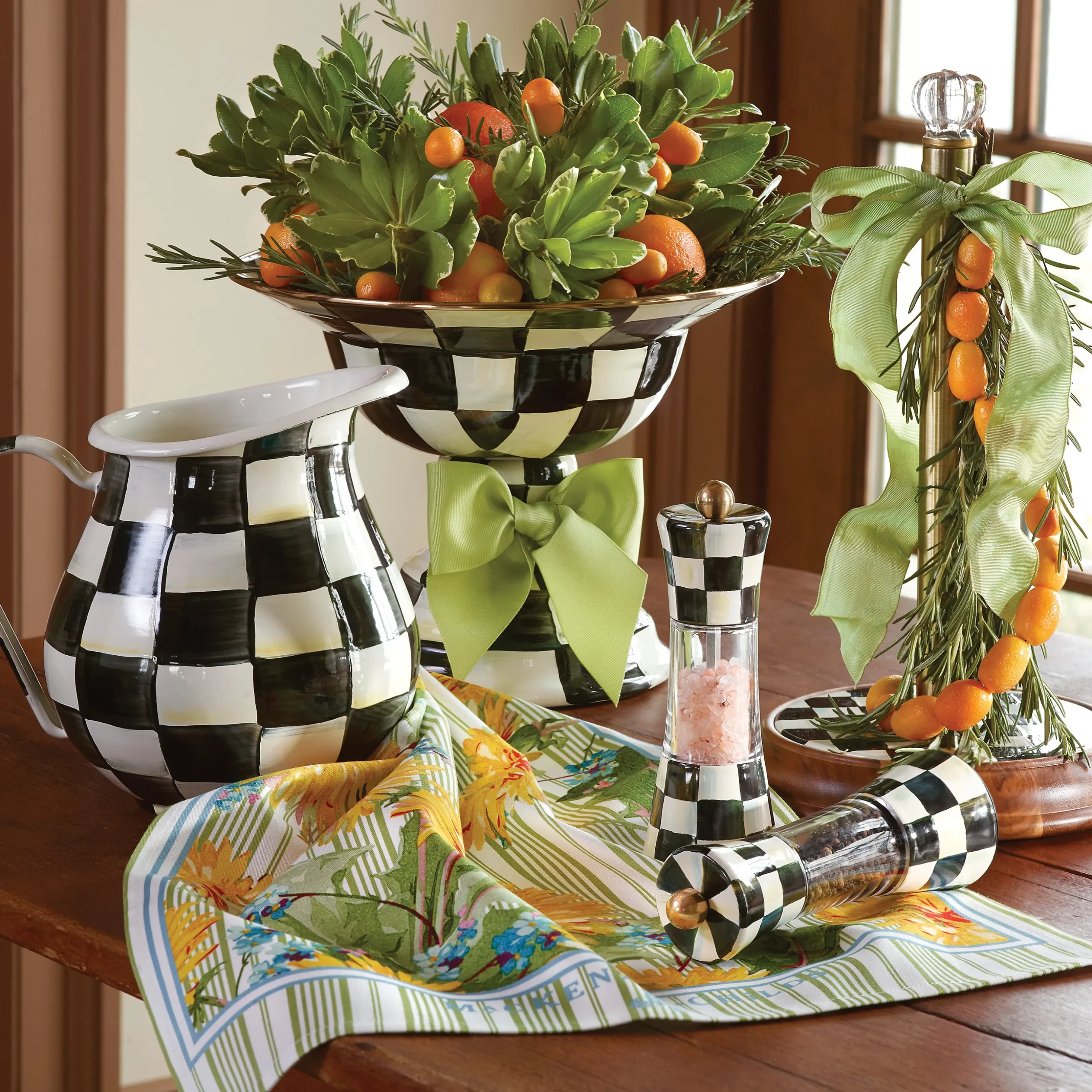 Courtly Check Grinder