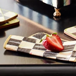 Courtly Check Guest Paper Napkins