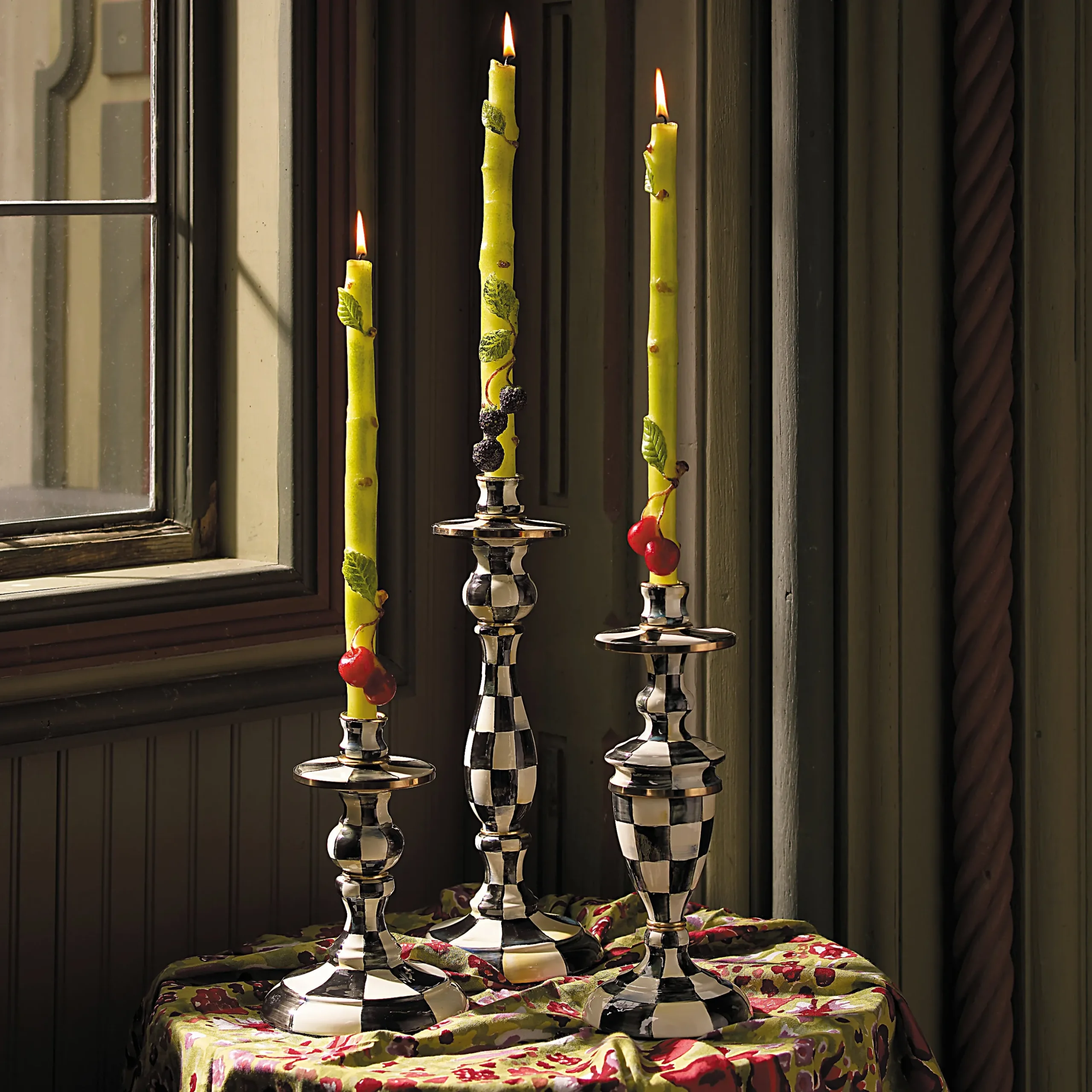Courtly Check Medium Enamel Candlestick