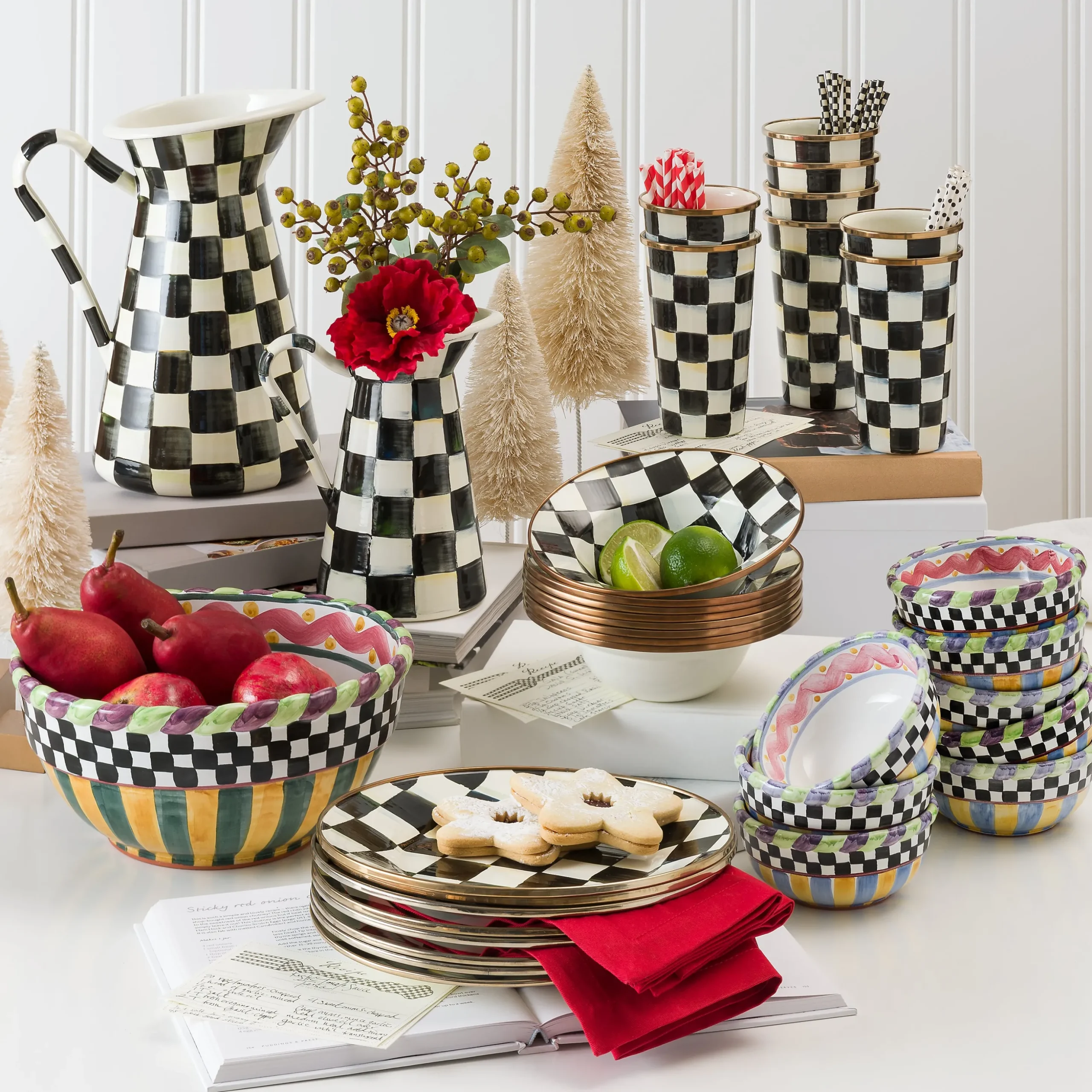 Courtly Check Medium Practical Pitcher