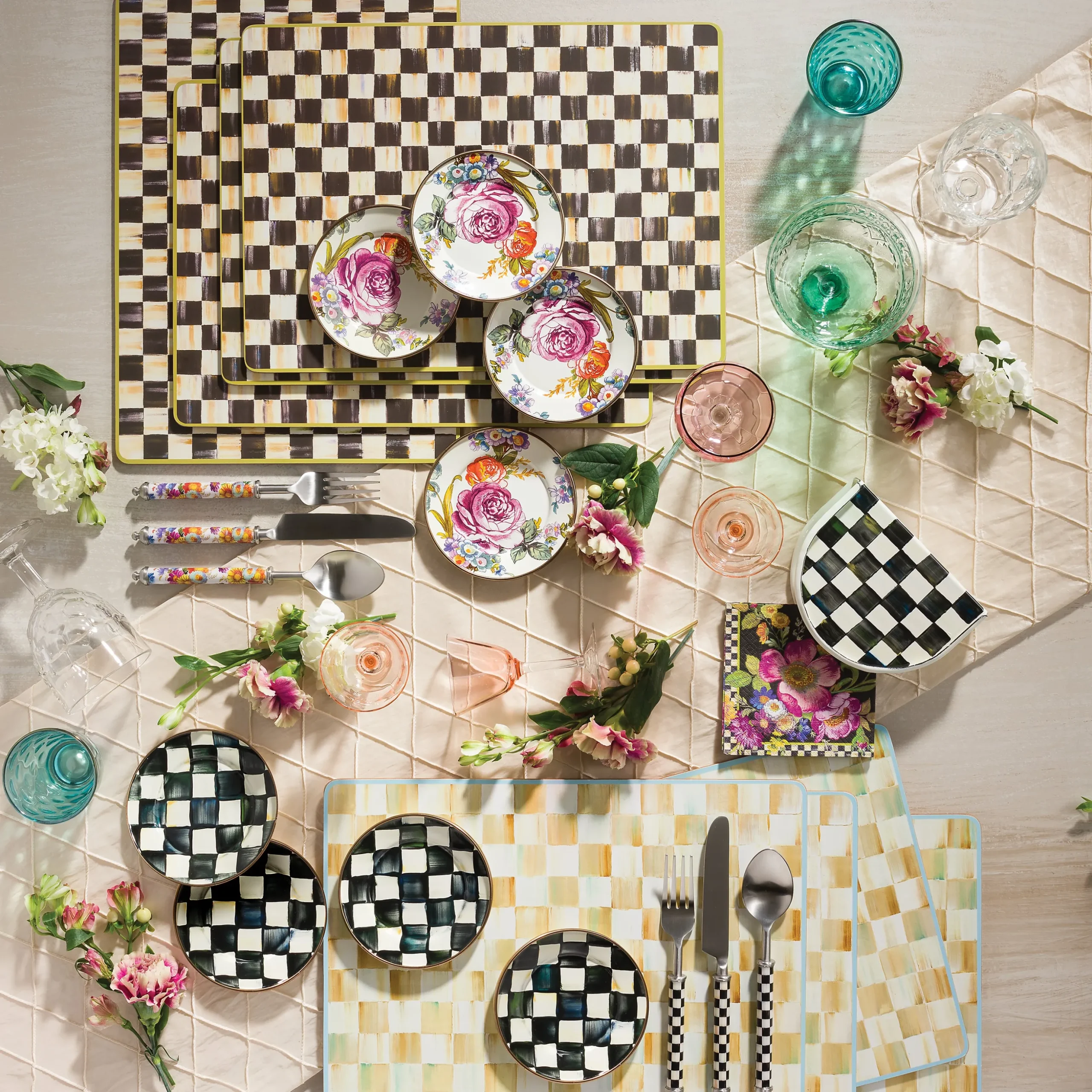 Courtly Check Napkin Holder