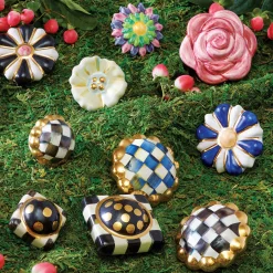 Courtly Check Petit Four Round Knob