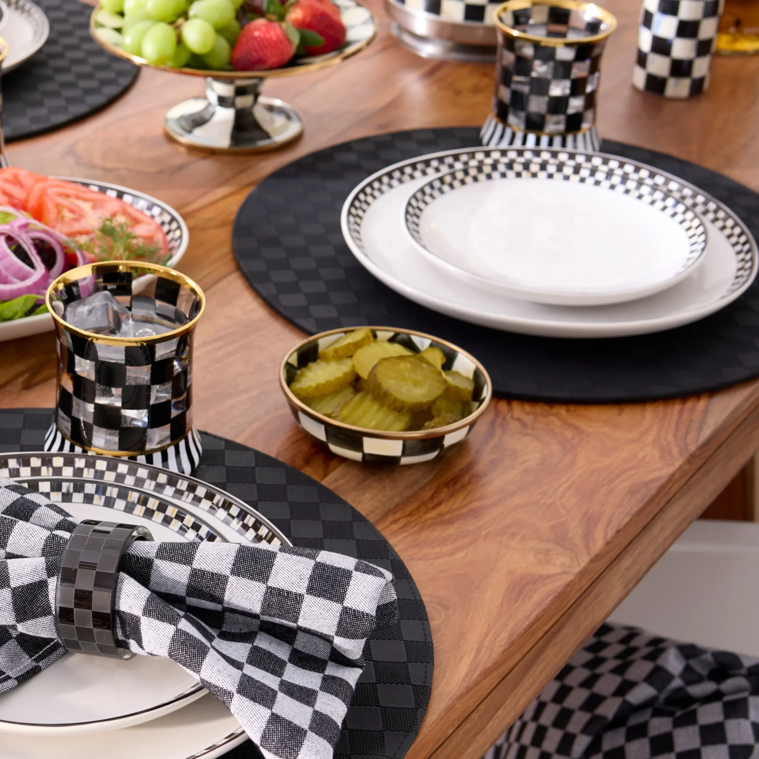 Courtly Check Relish Dish
