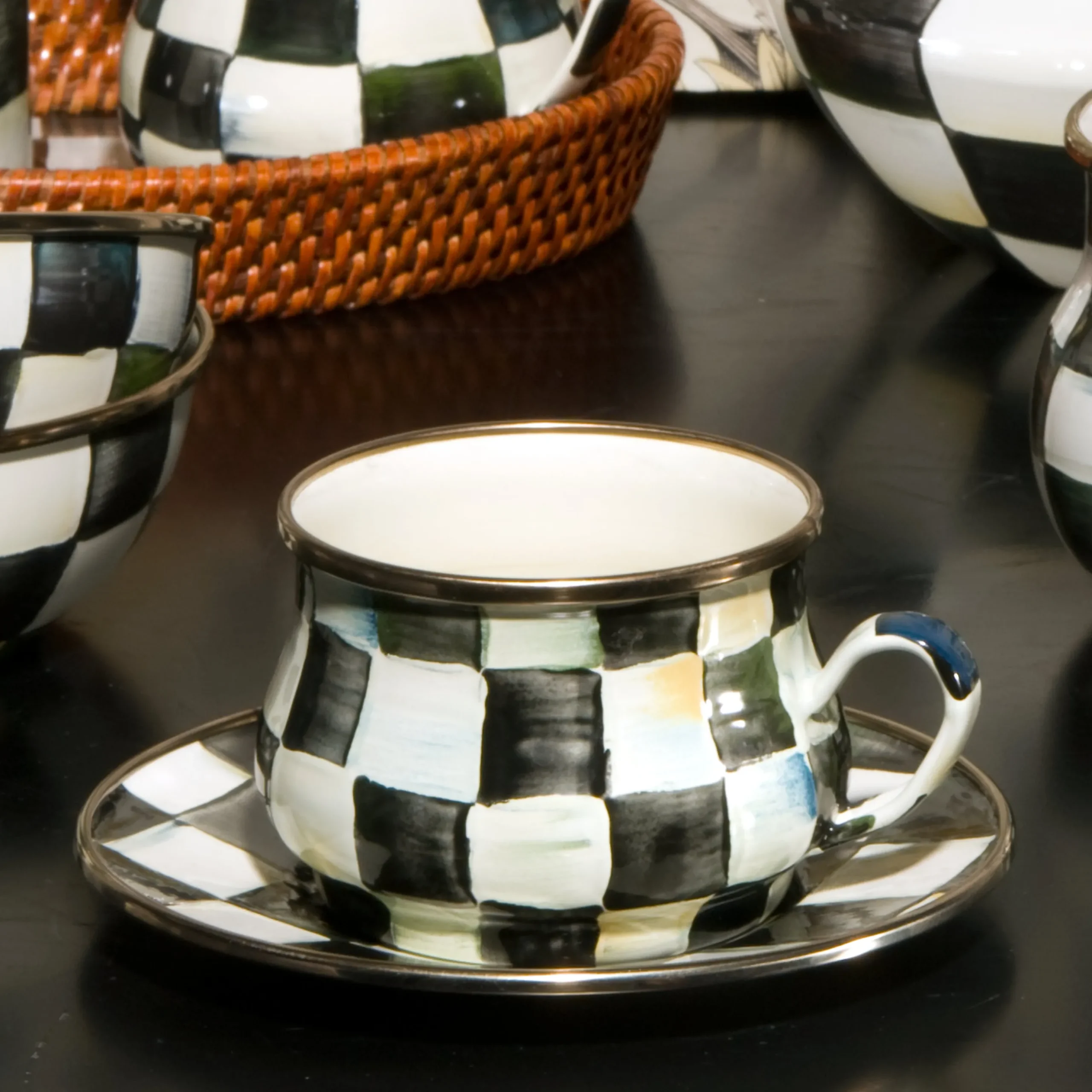 Courtly Check Teacup