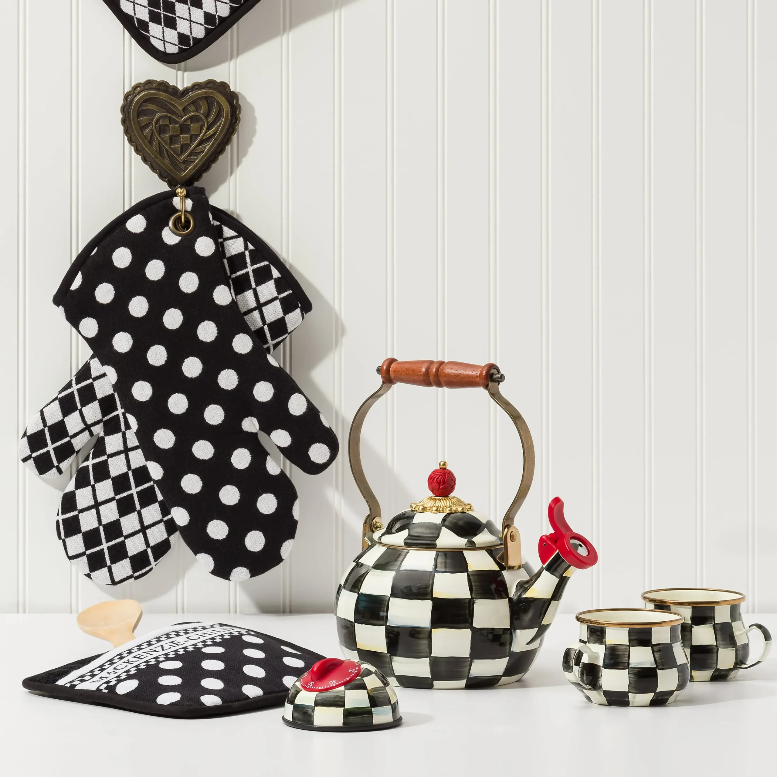 Courtly Check Teacup