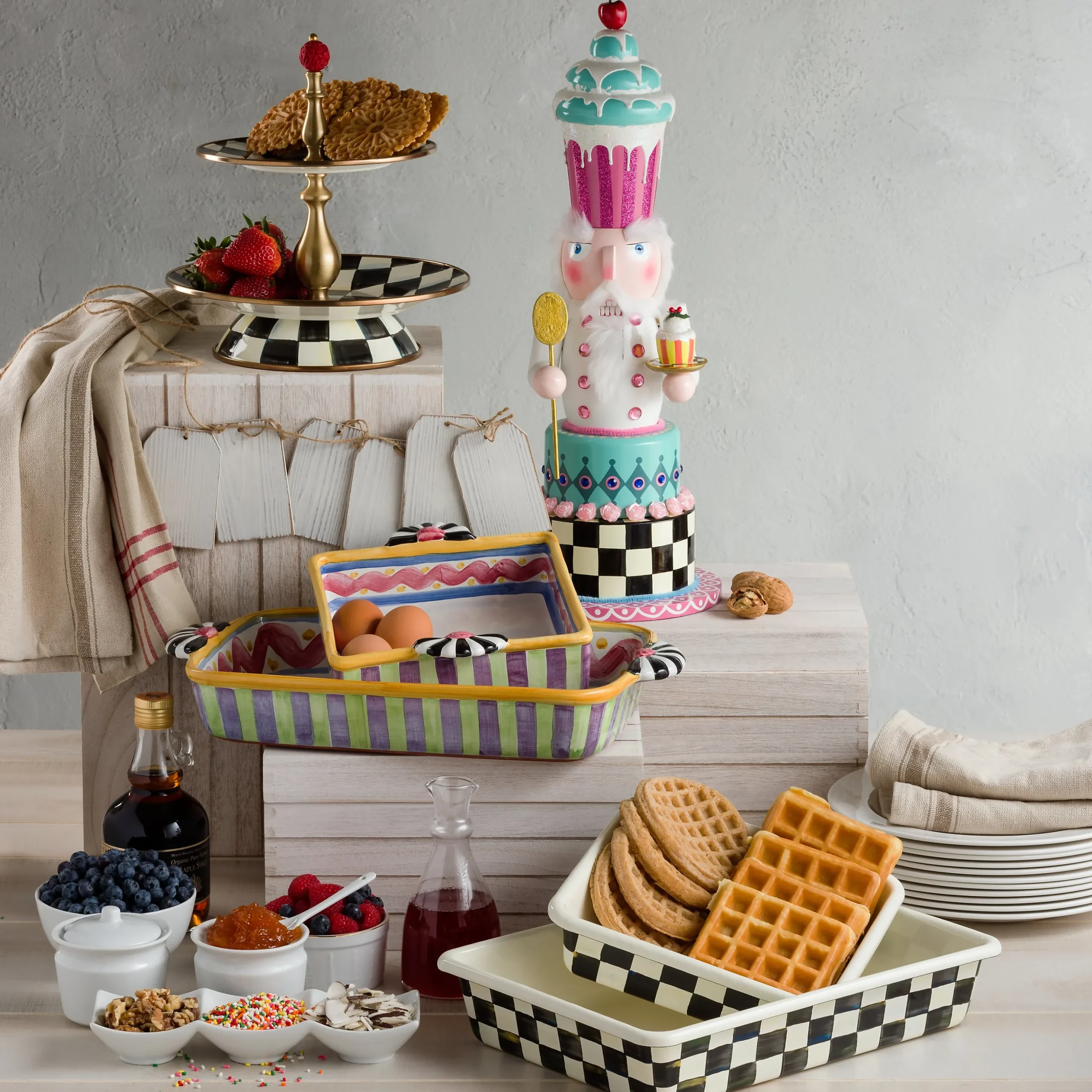 Courtly Check Two Tier Sweet Stand