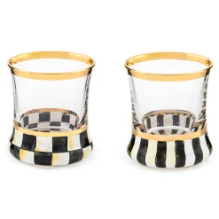 Courtly Check Wine Glass