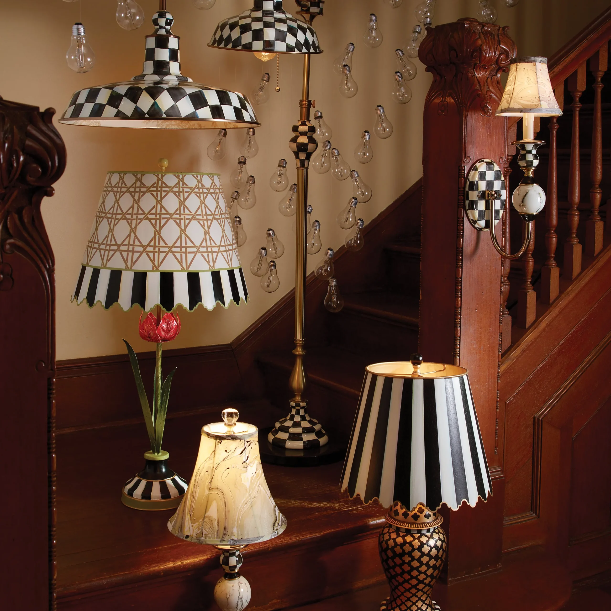 Courtly Farmhouse Floor Lamp