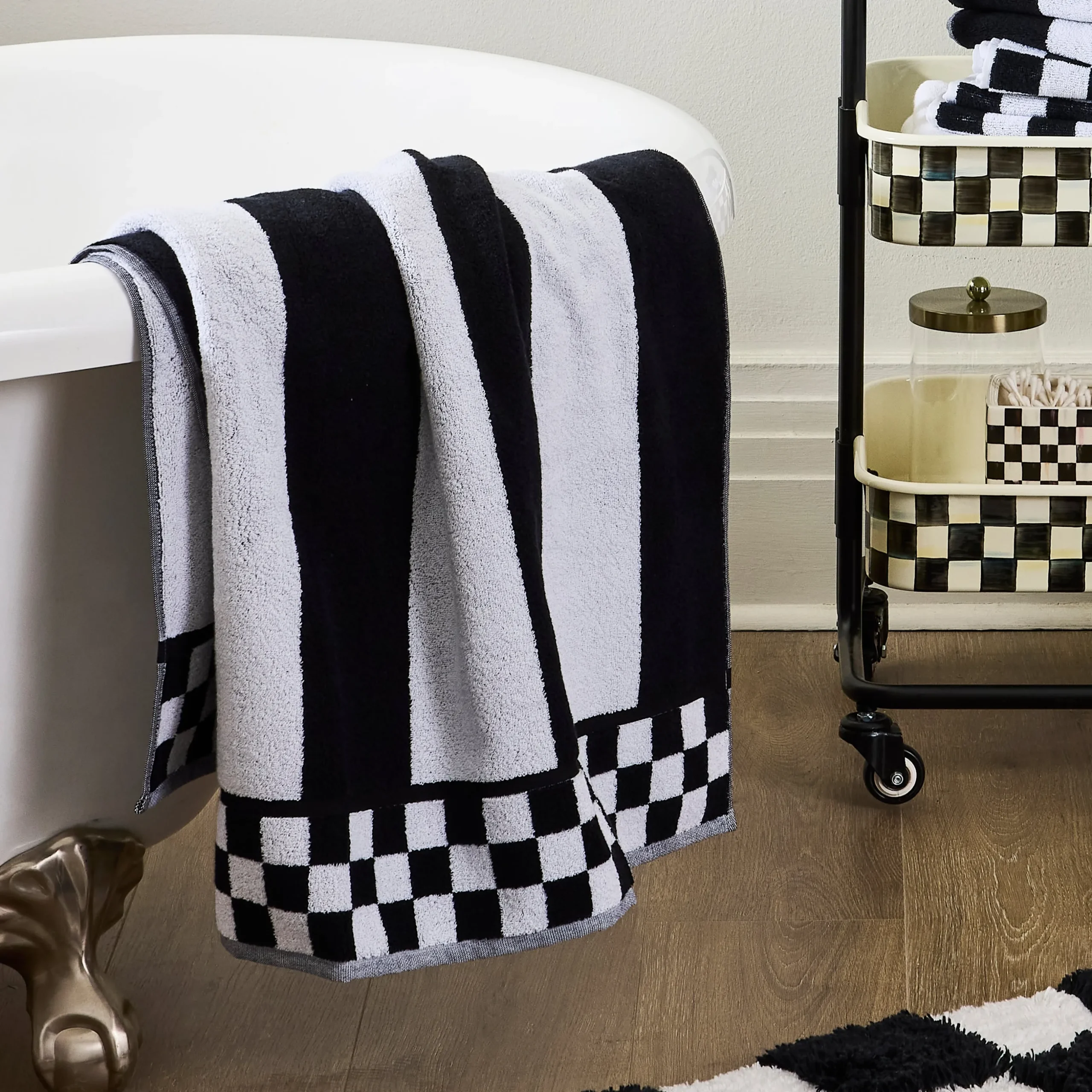 Courtly Striped Bath Towel