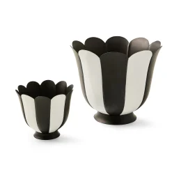 Courtly Stripe Scalloped Large Flower Pot