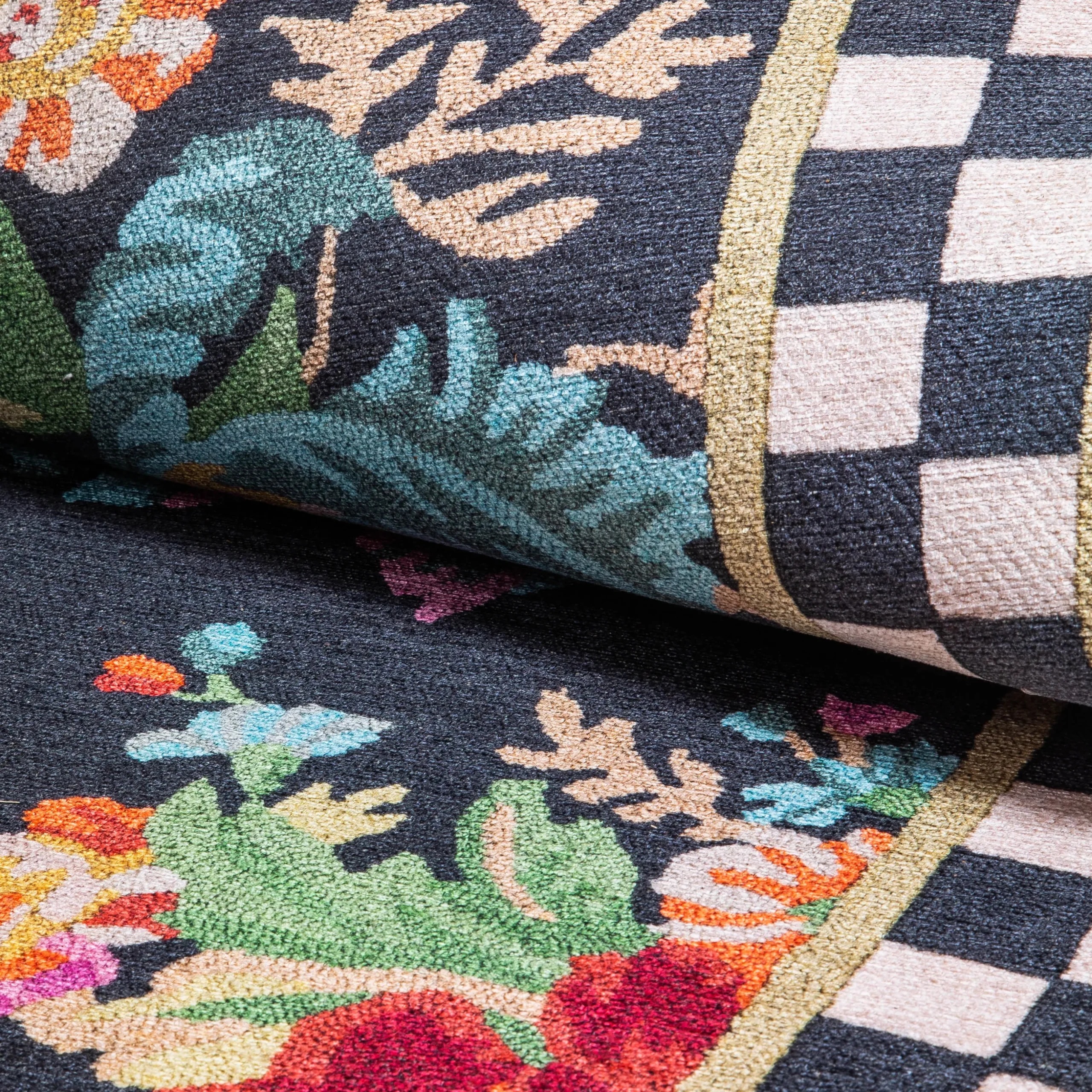 Flower Market 6' Octagon Washable Rug