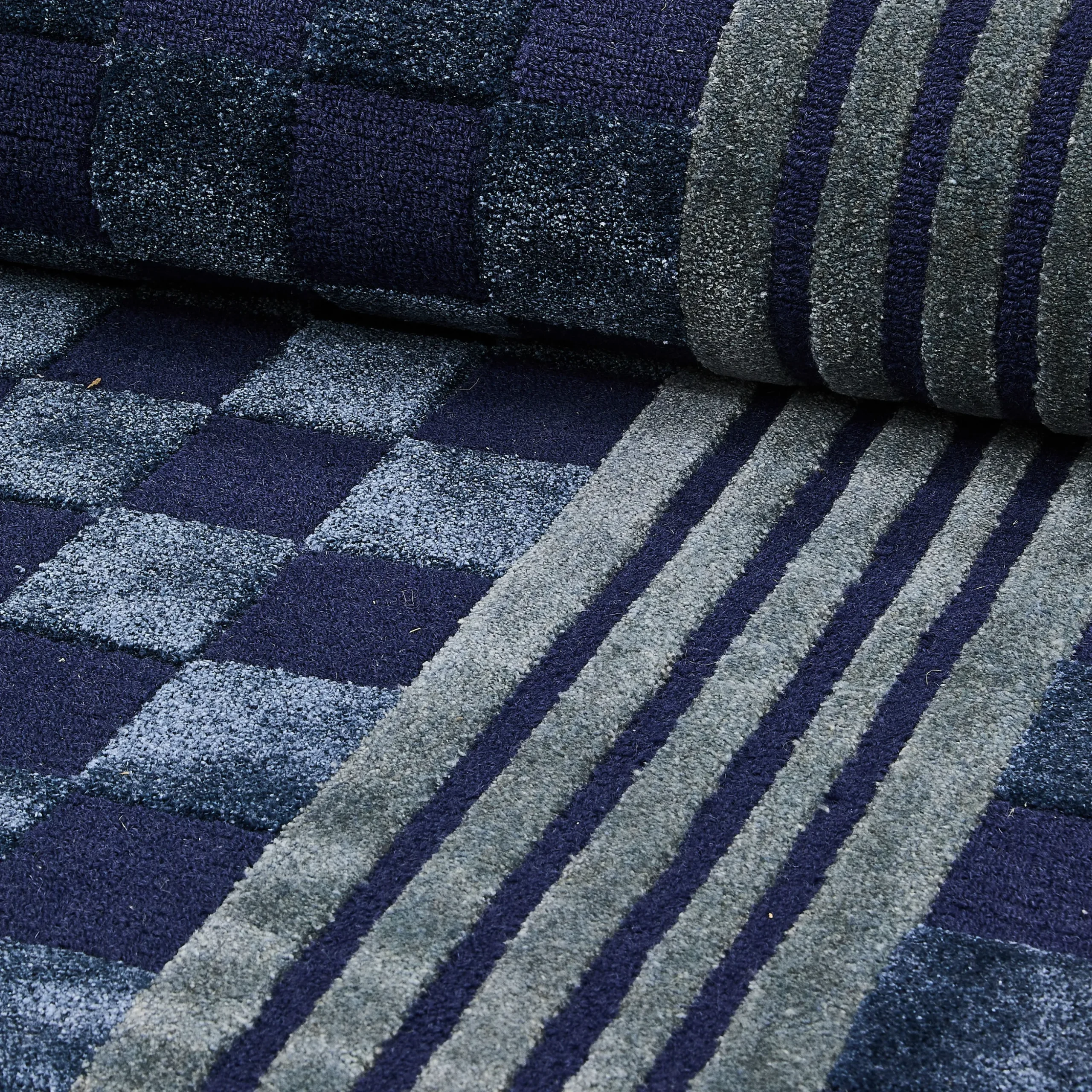 Indigo Blue Tonal Check 5' x 8' Rug
