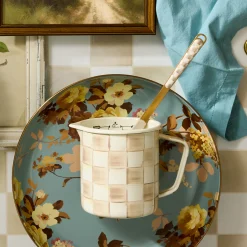 Mocha Check 7 Cup Measuring Cup