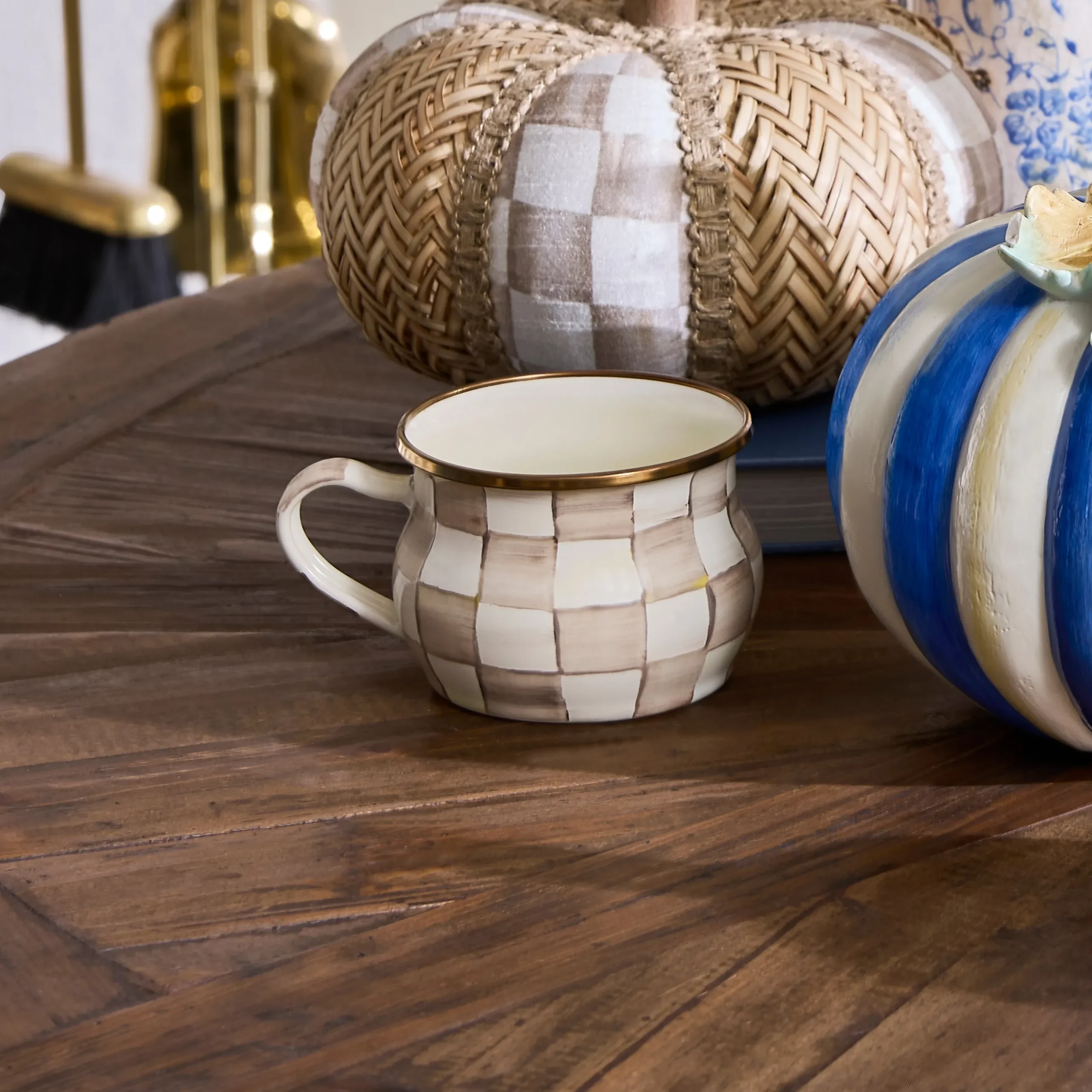 Mocha Check Teacup