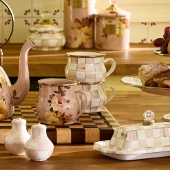 Mocha Check Teacup