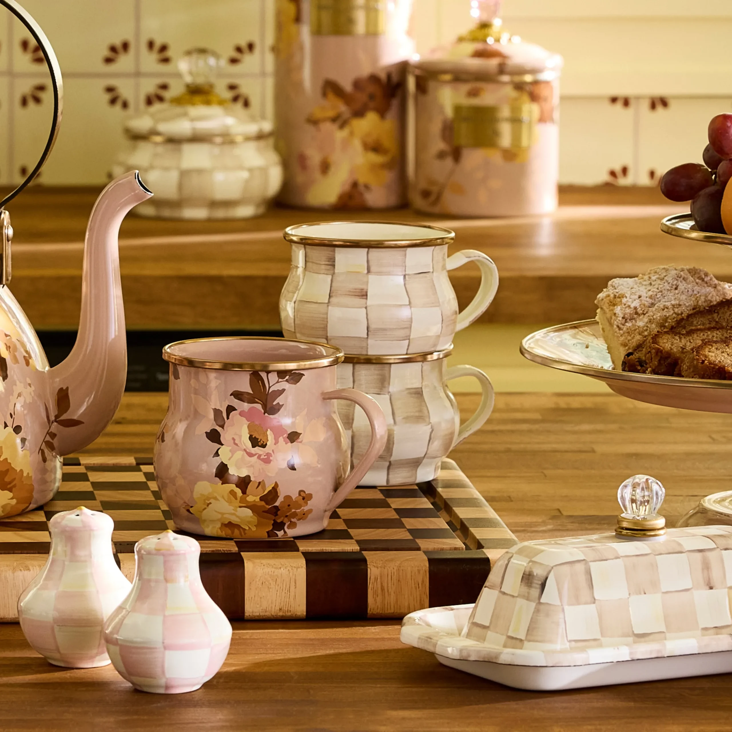 Mocha Check Teacup