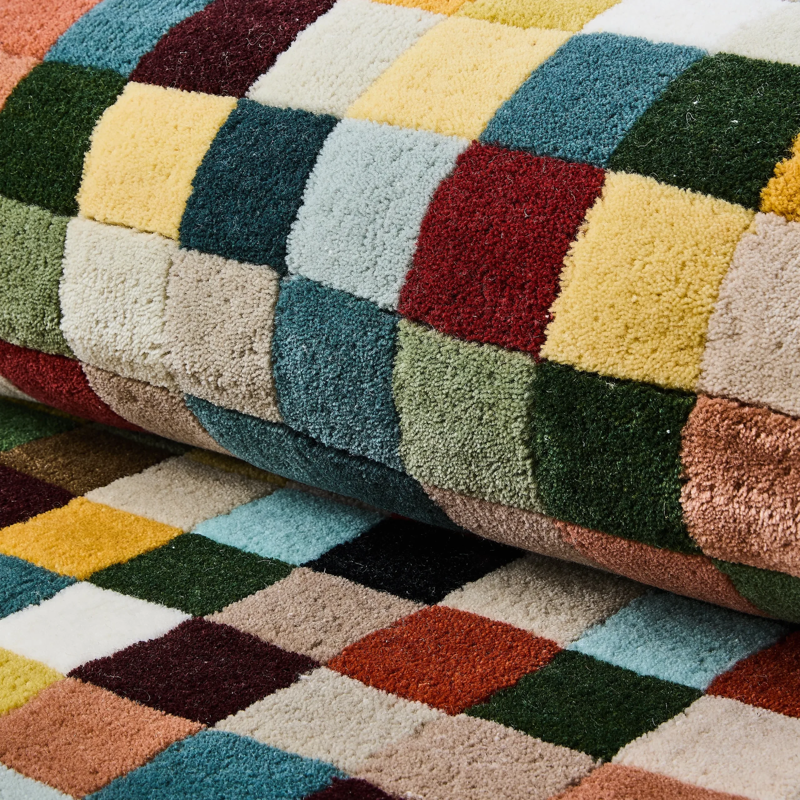 Multicolor Checkerboard 3' x 5' Rug