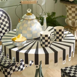 Outdoor Big Top Cafe Table