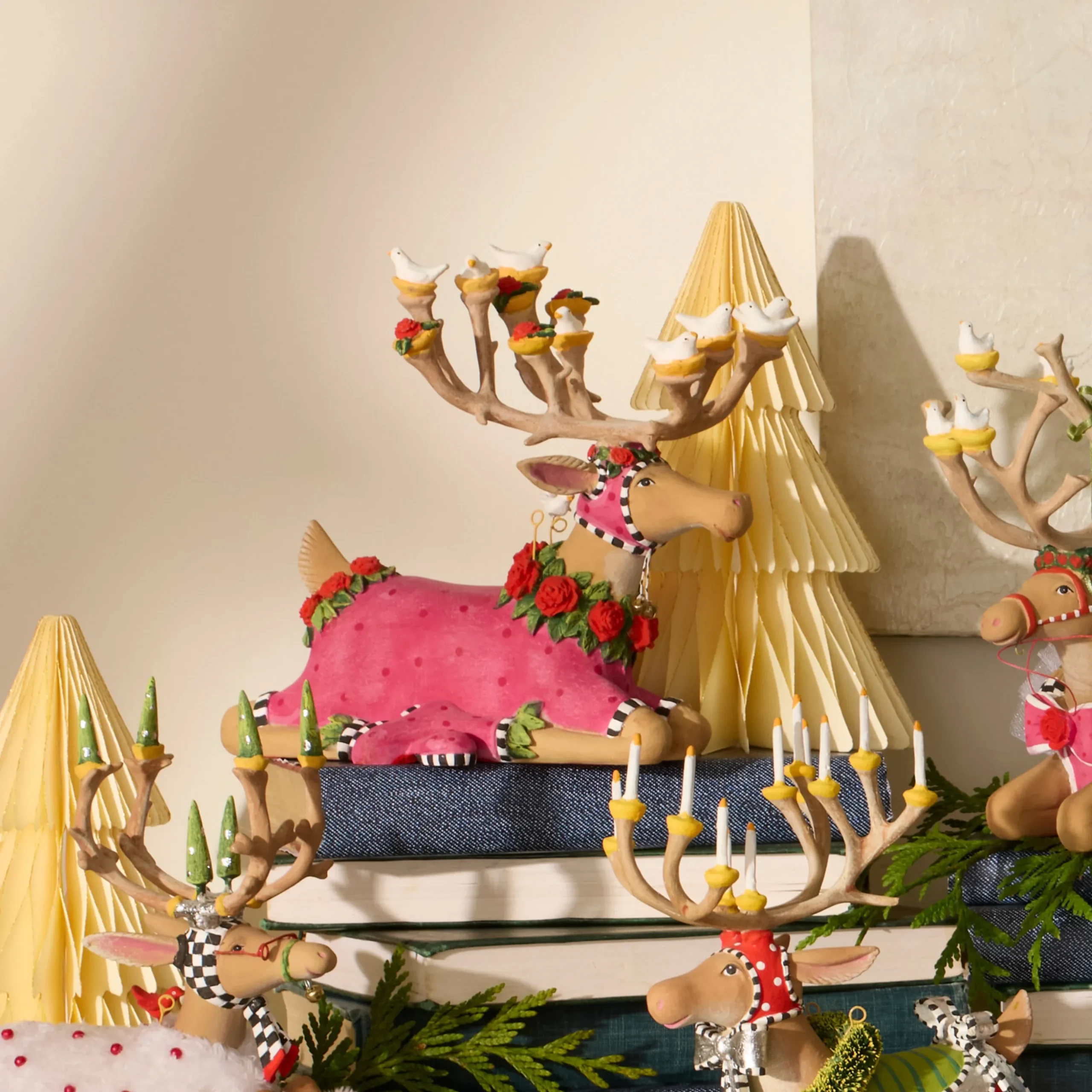 Patience Brewster Dash Away Sitting Donna Reindeer Figure