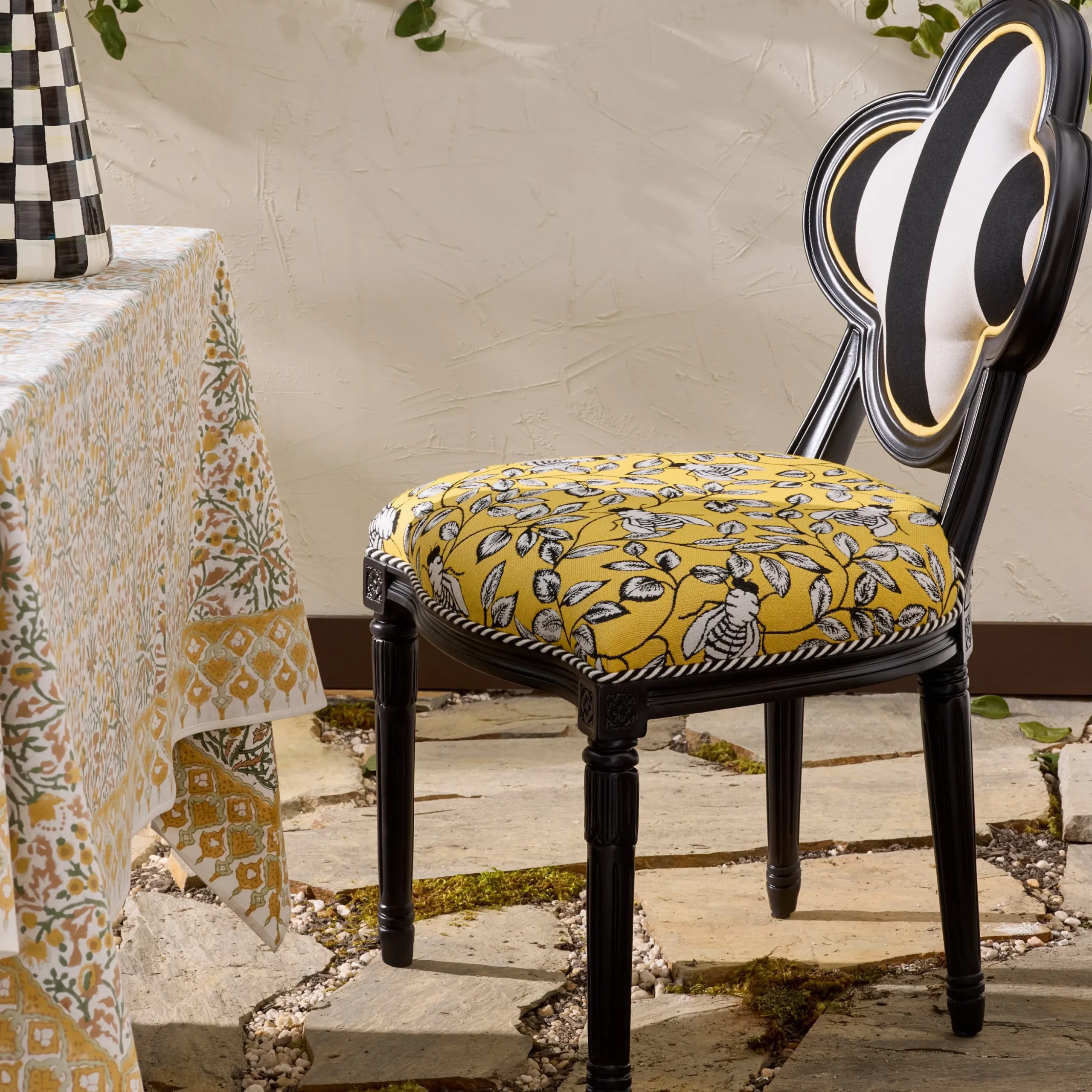 Queen Bee Outdoor Dining Chair