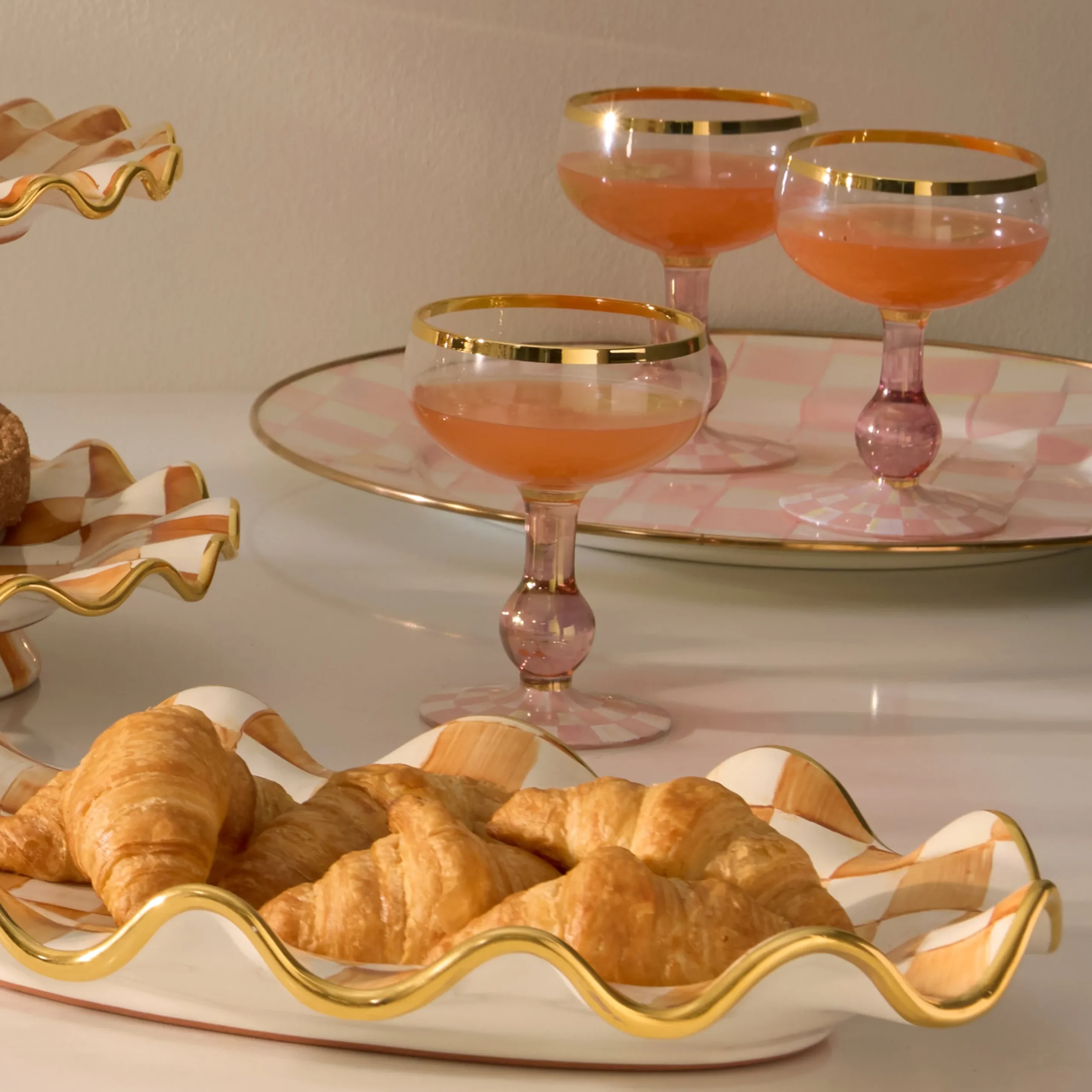 Rosy Check Coupe Glass