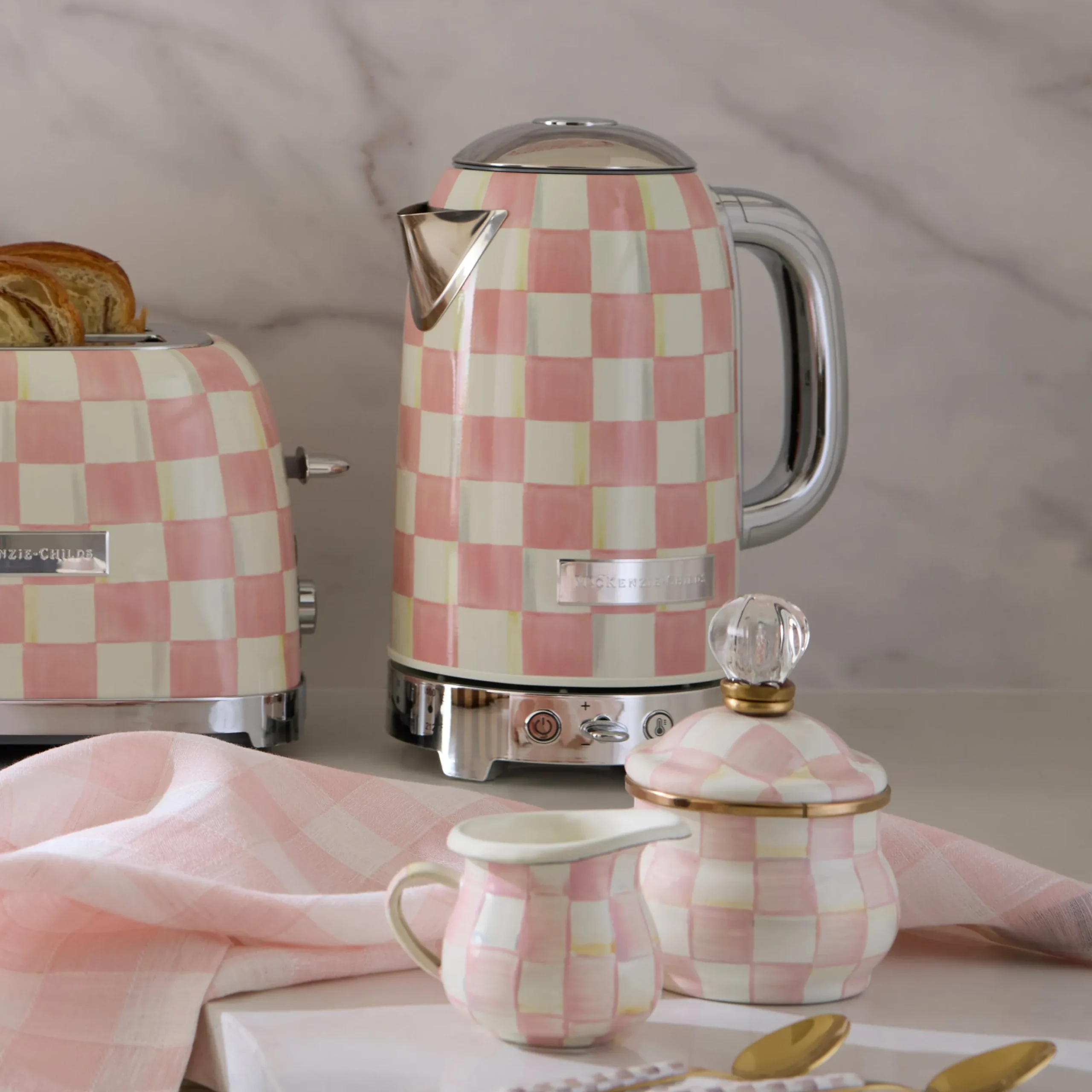Rosy Check Electric Kettle