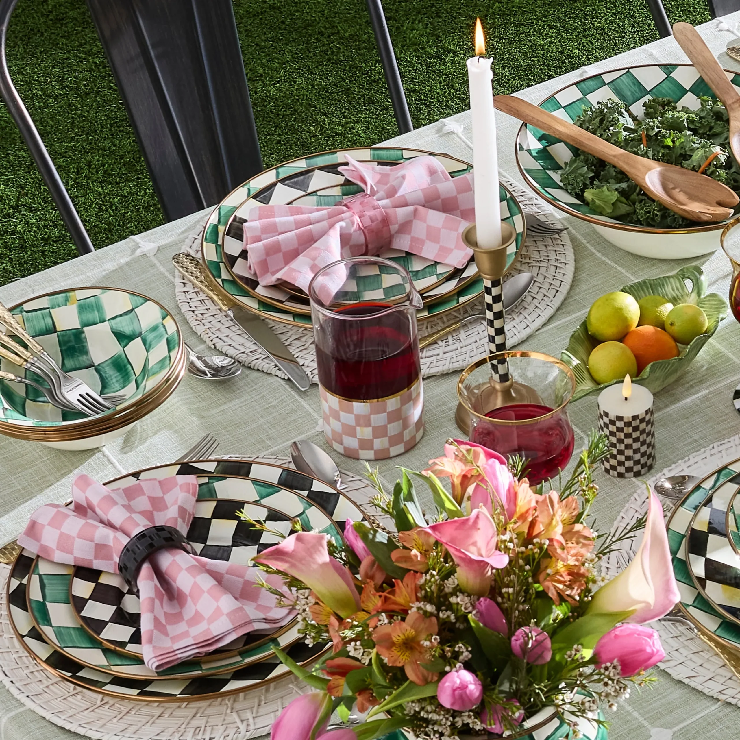 Rosy Check Mixing Glass