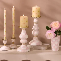 Rosy Check Short Candlestick