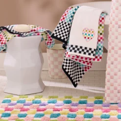 Rosy Check Waste Bin